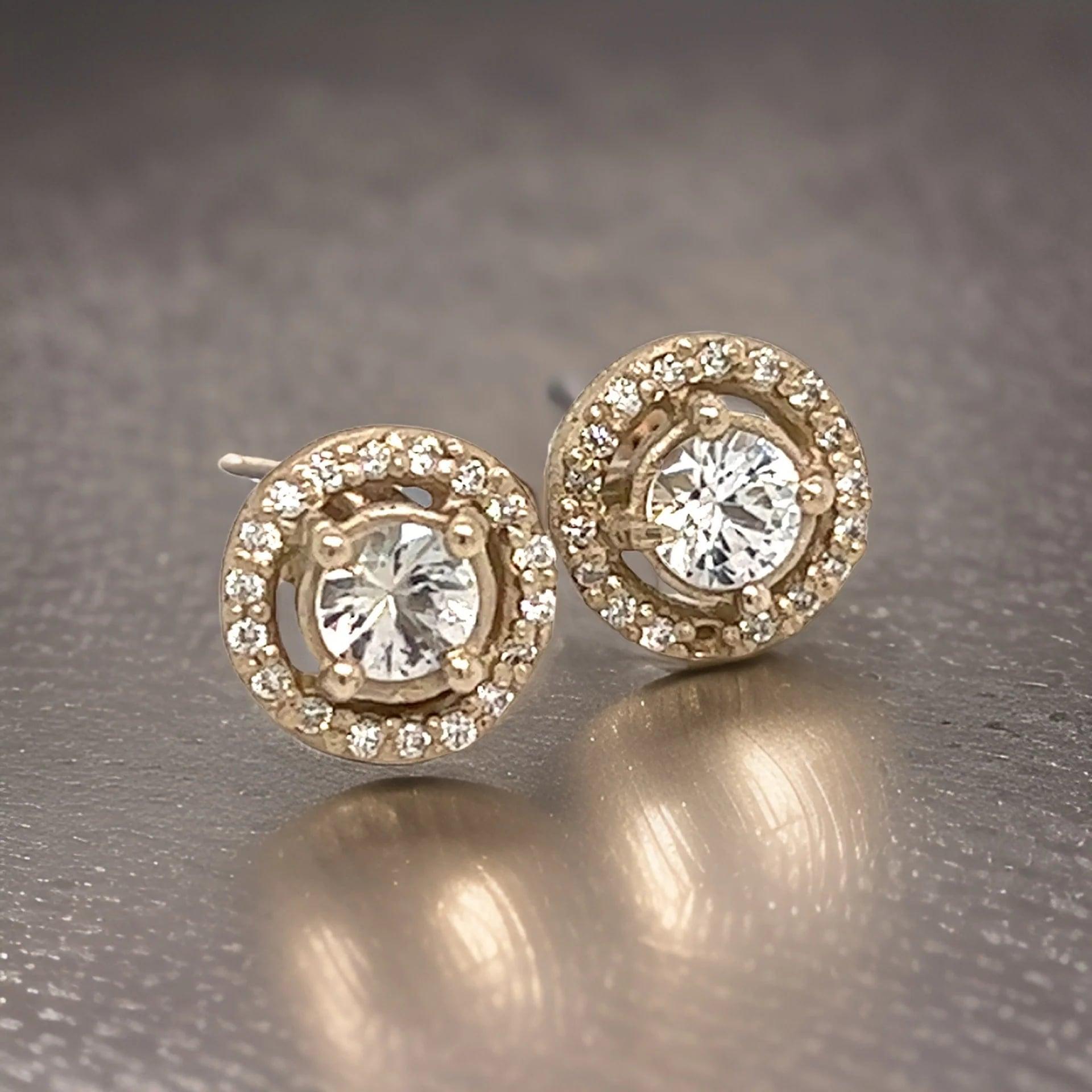 Orecchini con zaffiro naturale e diamante in oro 14k W 0,83 TCW certificati in vendita 6