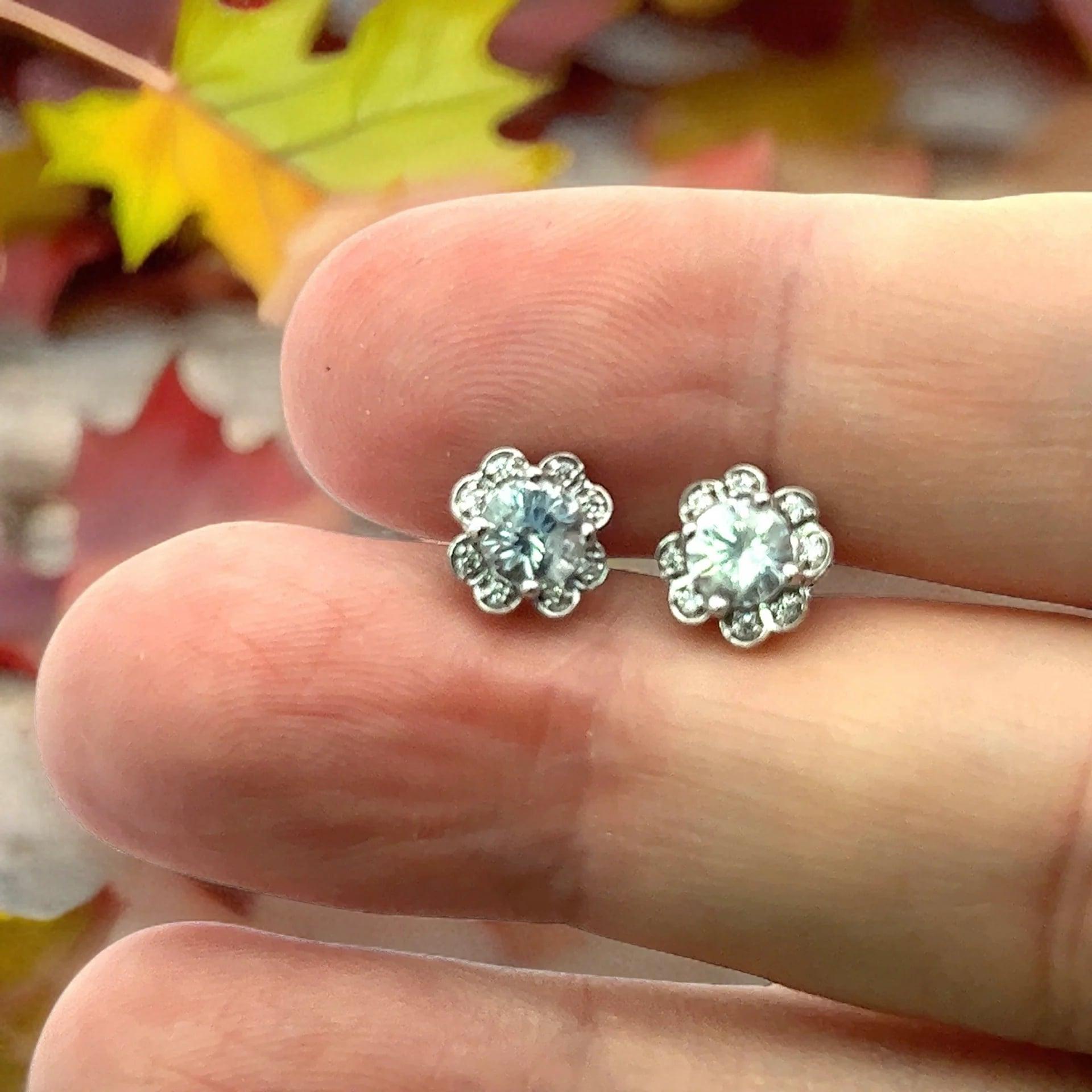 Natural Sapphire Diamond Stud Earrings 14k White Gold 1.62 TCW Certified In New Condition For Sale In Brooklyn, NY
