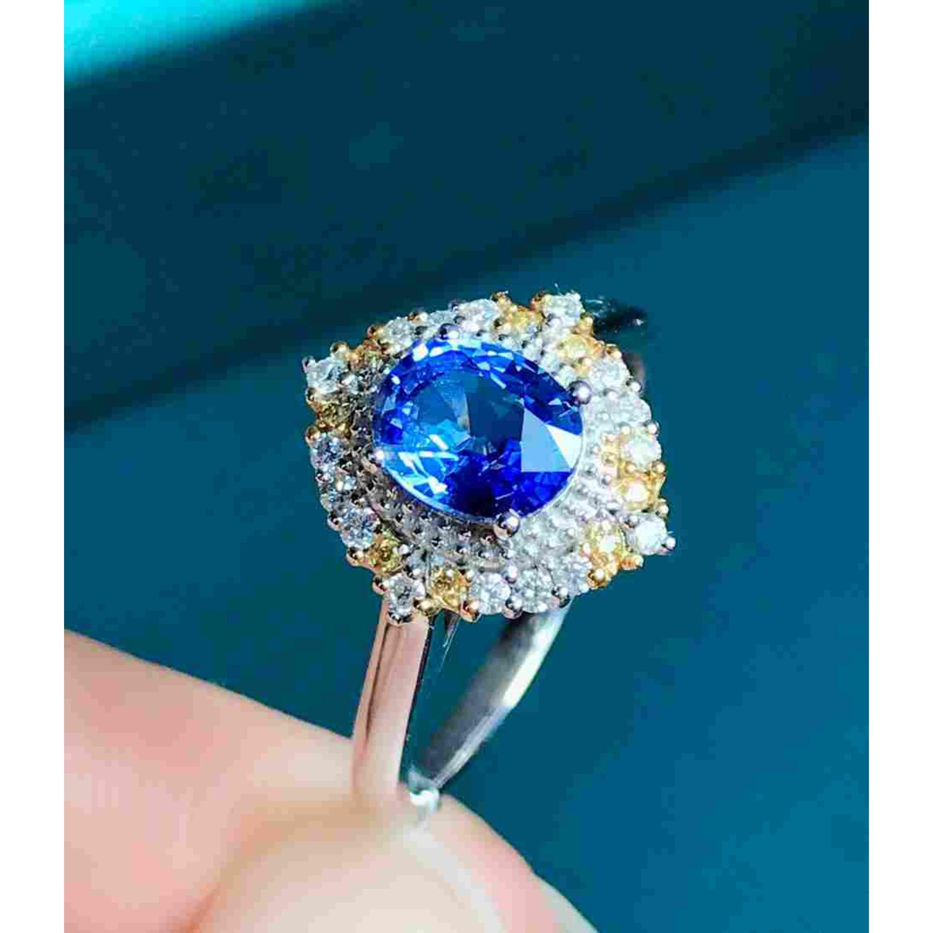 For Sale:  Natural Sapphire Engagement Ring, - Antique Sapphire Wedding Ring 5