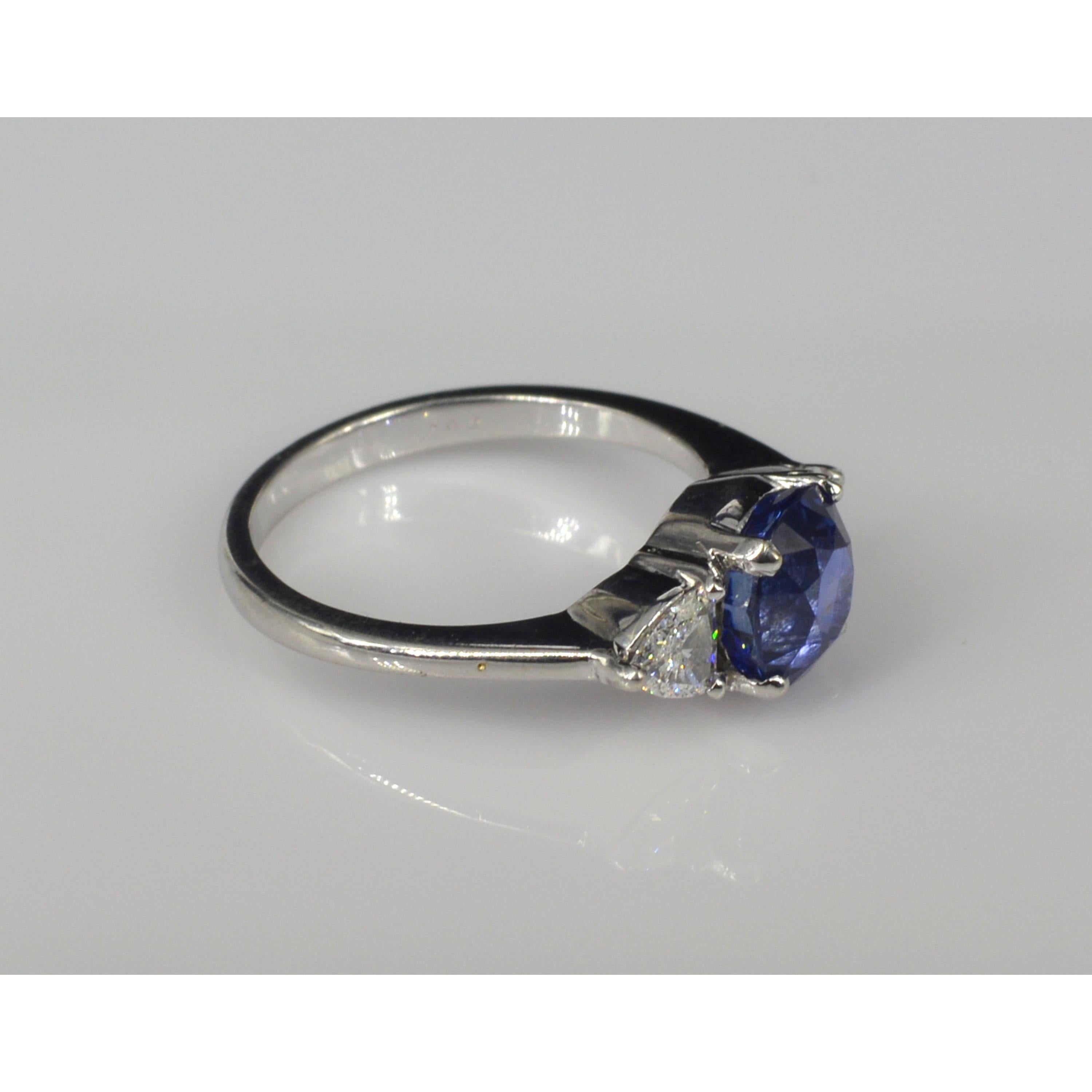 For Sale:  Natural Sapphire Engagement Ring, Vintage Sapphire Wedding Ring 3