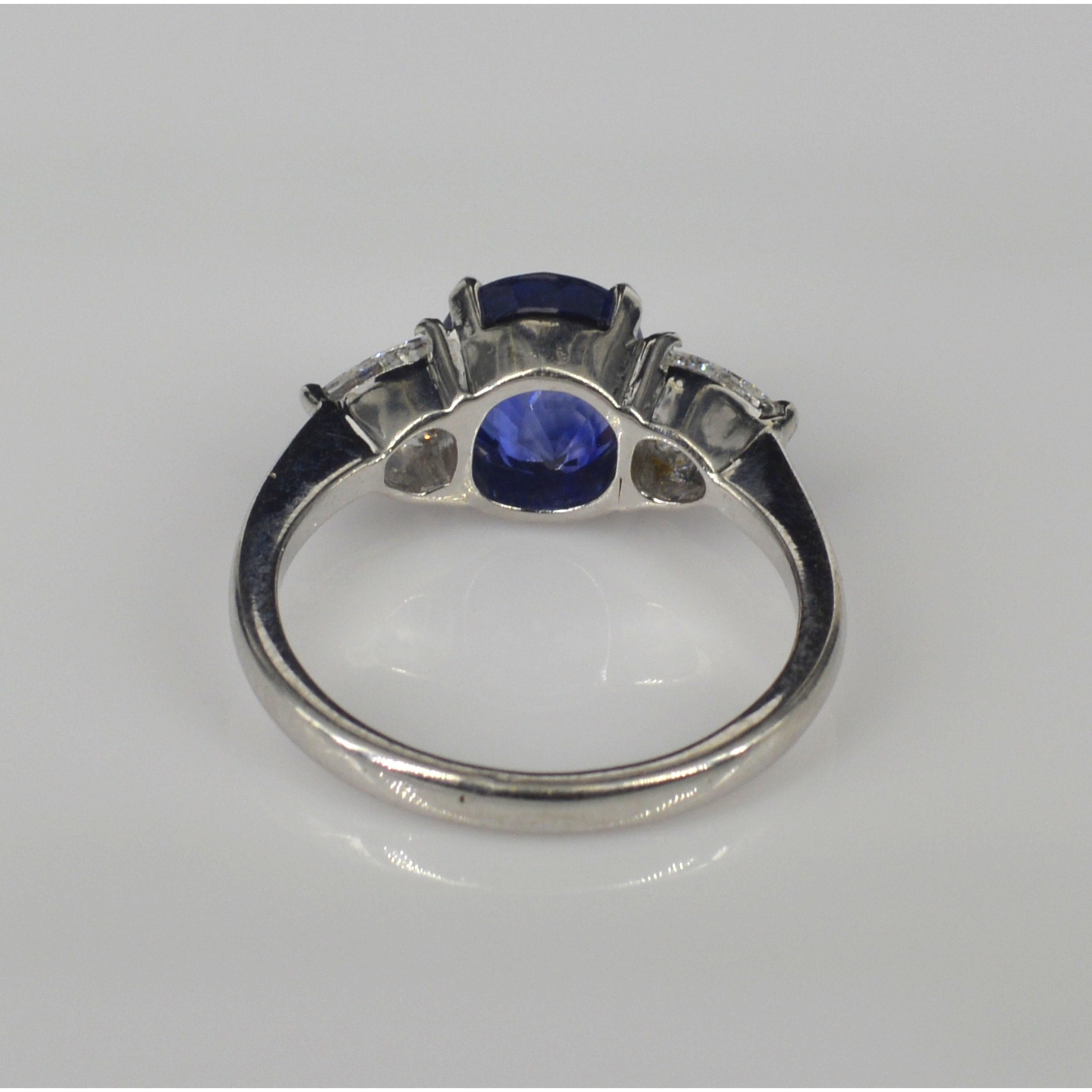 For Sale:  Natural Sapphire Engagement Ring, Vintage Sapphire Wedding Ring 4