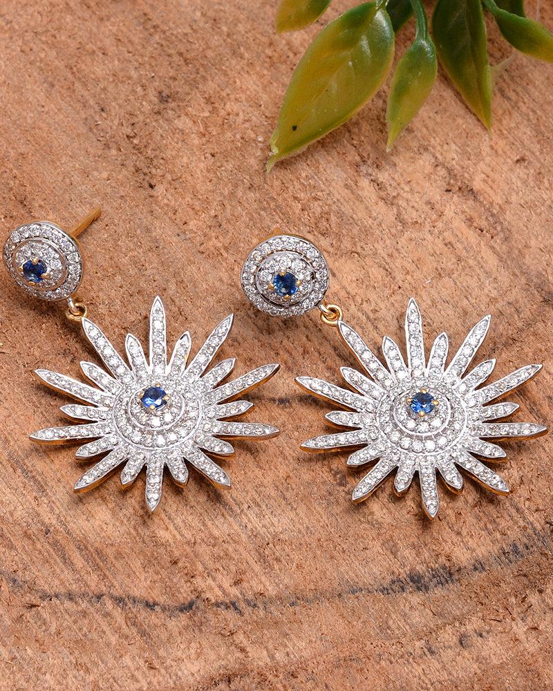 Contemporary Natural Sapphire  Gold Earrings in 14K For Sale