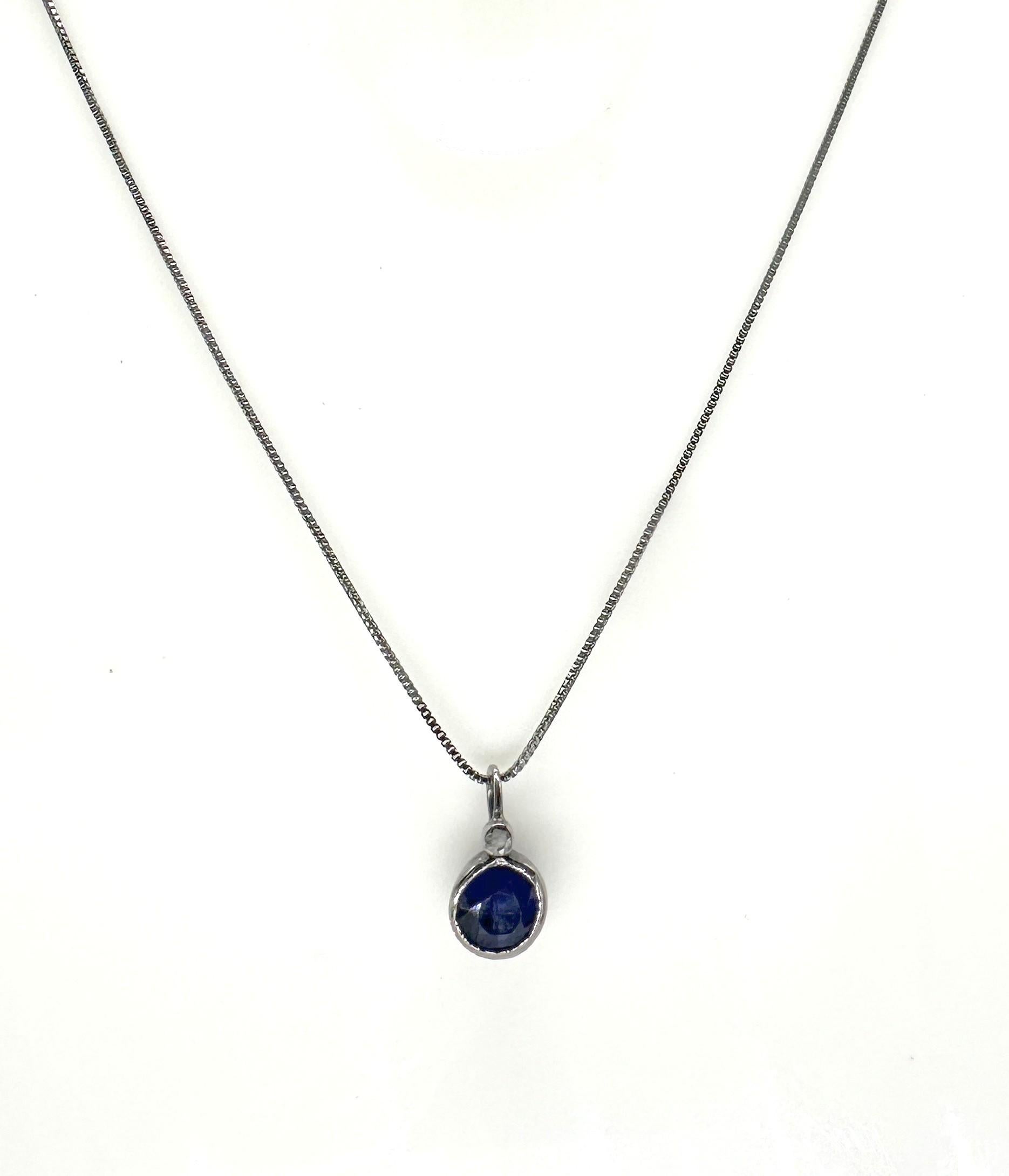 Natural sapphire pave diamond silver drop pendant sterling silver necklace In Excellent Condition For Sale In Delhi, DL