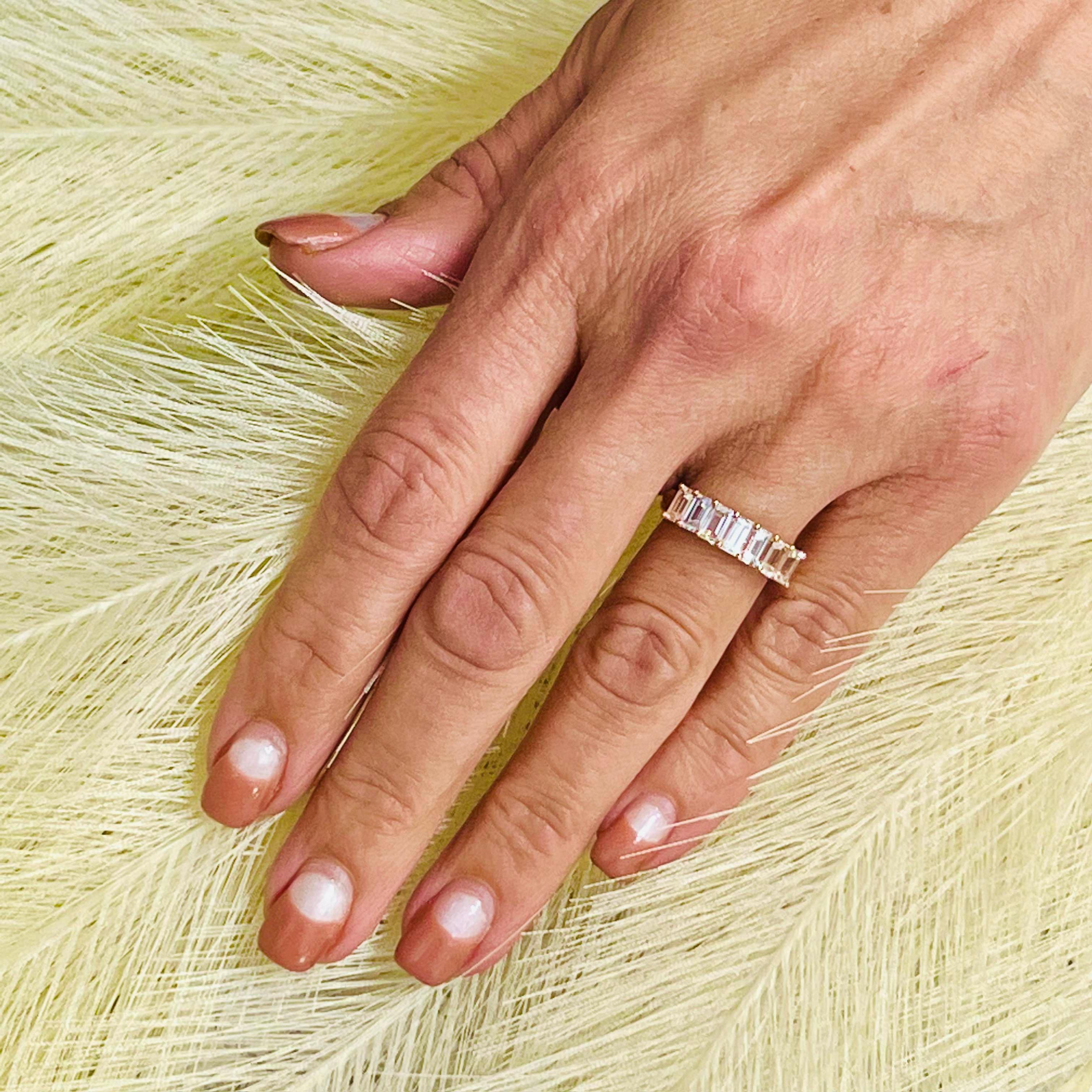 Ring mit natürlichem Saphir Größe 6,5 14k R Gold 3,36 TCW zertifiziert (Smaragdschliff) im Angebot
