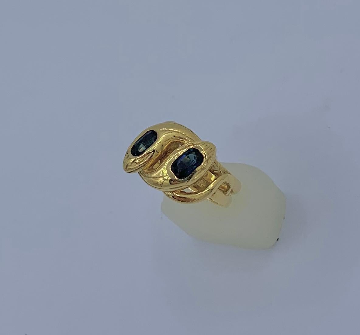 Natural Sapphire Snake Ring Antique Victorian French 18 Karat Gold For Sale 2