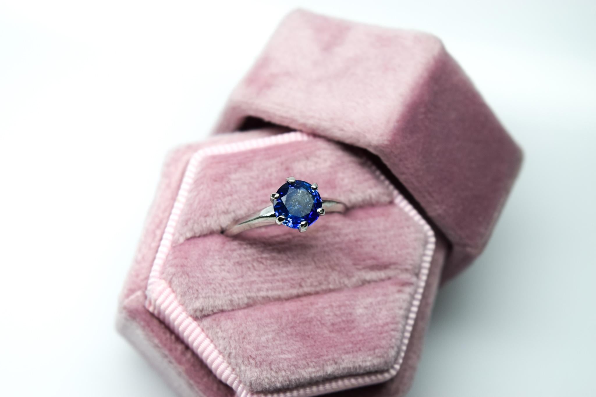 Solitaire en saphir naturel Bague en saphir de 1ct or 14KT Neuf - En vente à Boca Raton, FL