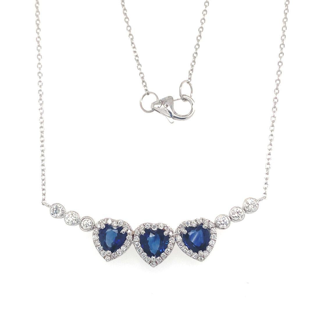Natural sapphire with Diamond 18 Kt white gold necklace For Sale 5