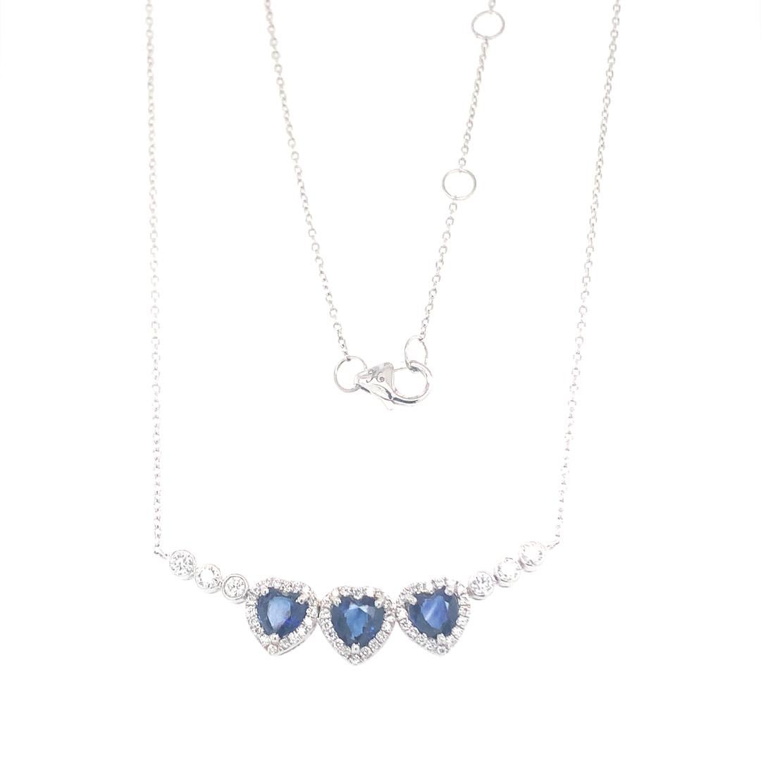 Natural sapphire with Diamond 18 Kt white gold necklace For Sale 4