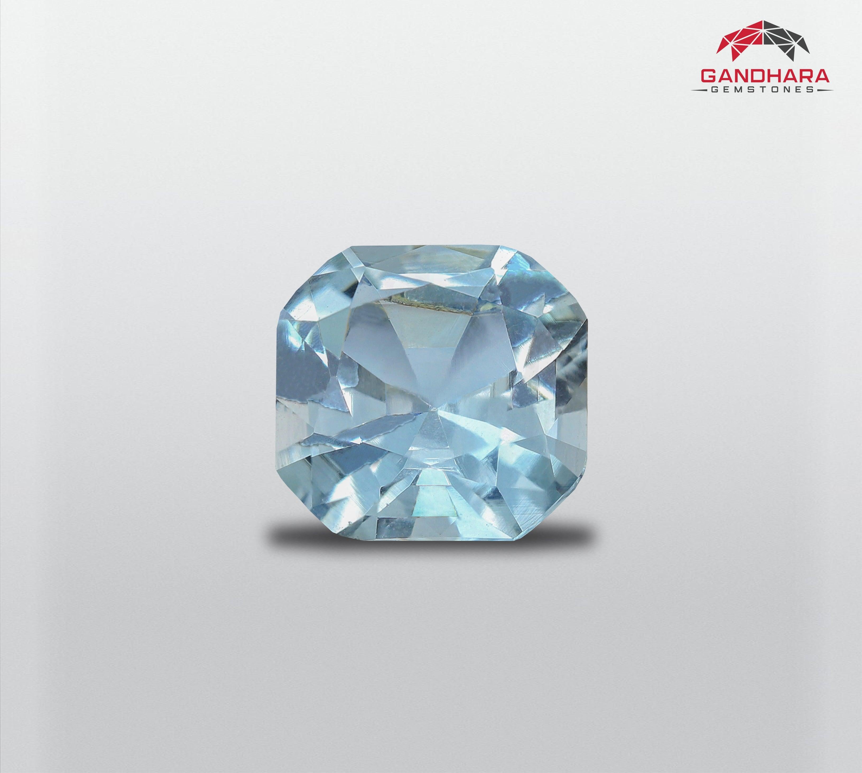 Natural Sea Blue Aquamarine Stone, available for sale at wholesale price natural high quality, SI clarity, 1.52 carats certified aquamarine From Pakistan.

Product Information:
GEMSTONE NAME	Natural Sea Blue Aquamarine Stone
WEIGHT	1.52