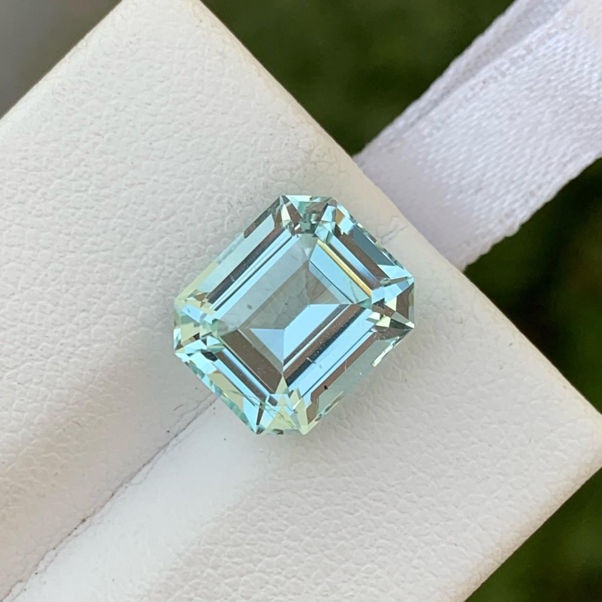 Aigue-marine bleue naturelle non sertie de 4,80 carats, pierre aigue-marine Neuf - En vente à Bangkok, TH