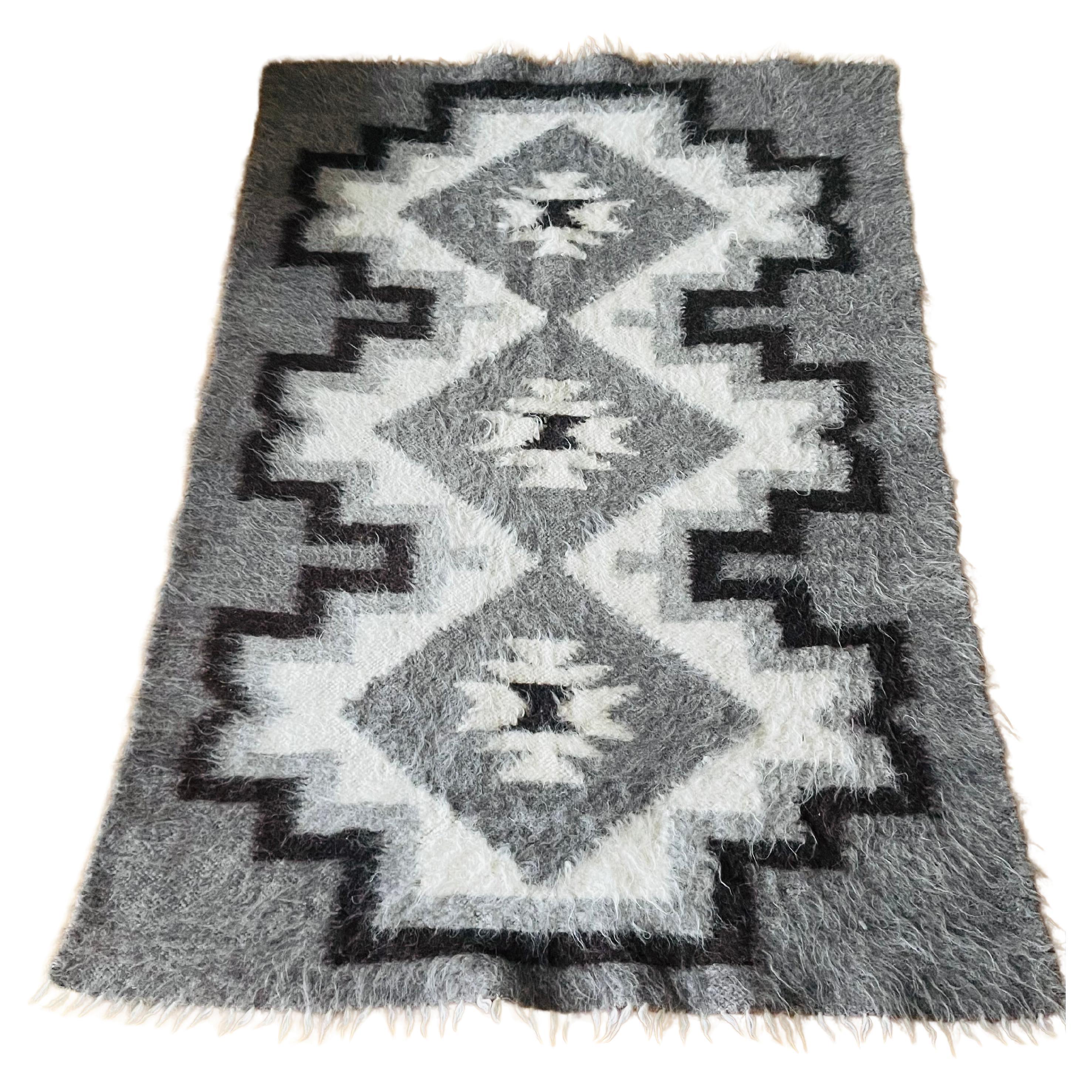 Organic Modern Natural Sheep Wool Handloomed Throw Blanket
