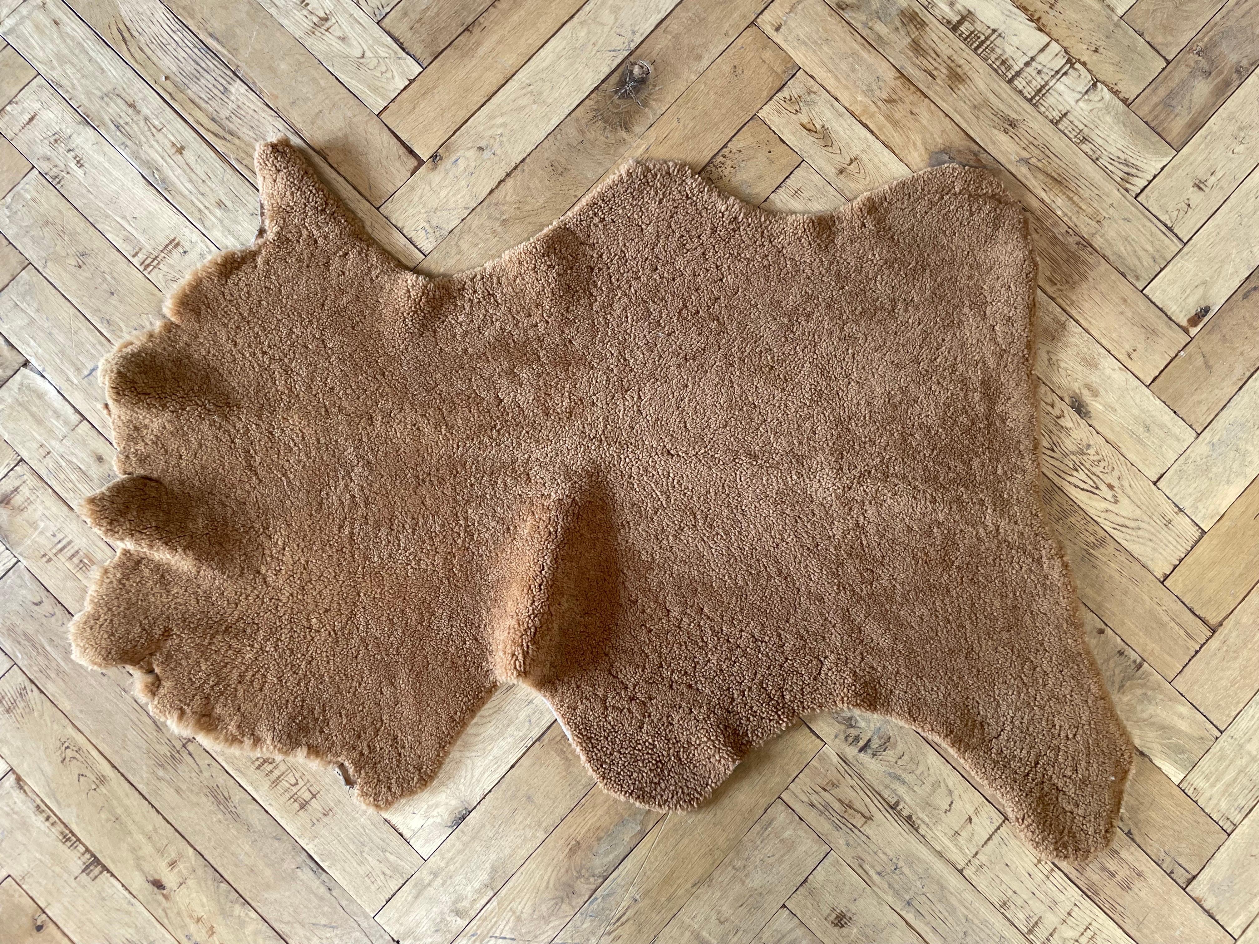 sheepskin throw for bench