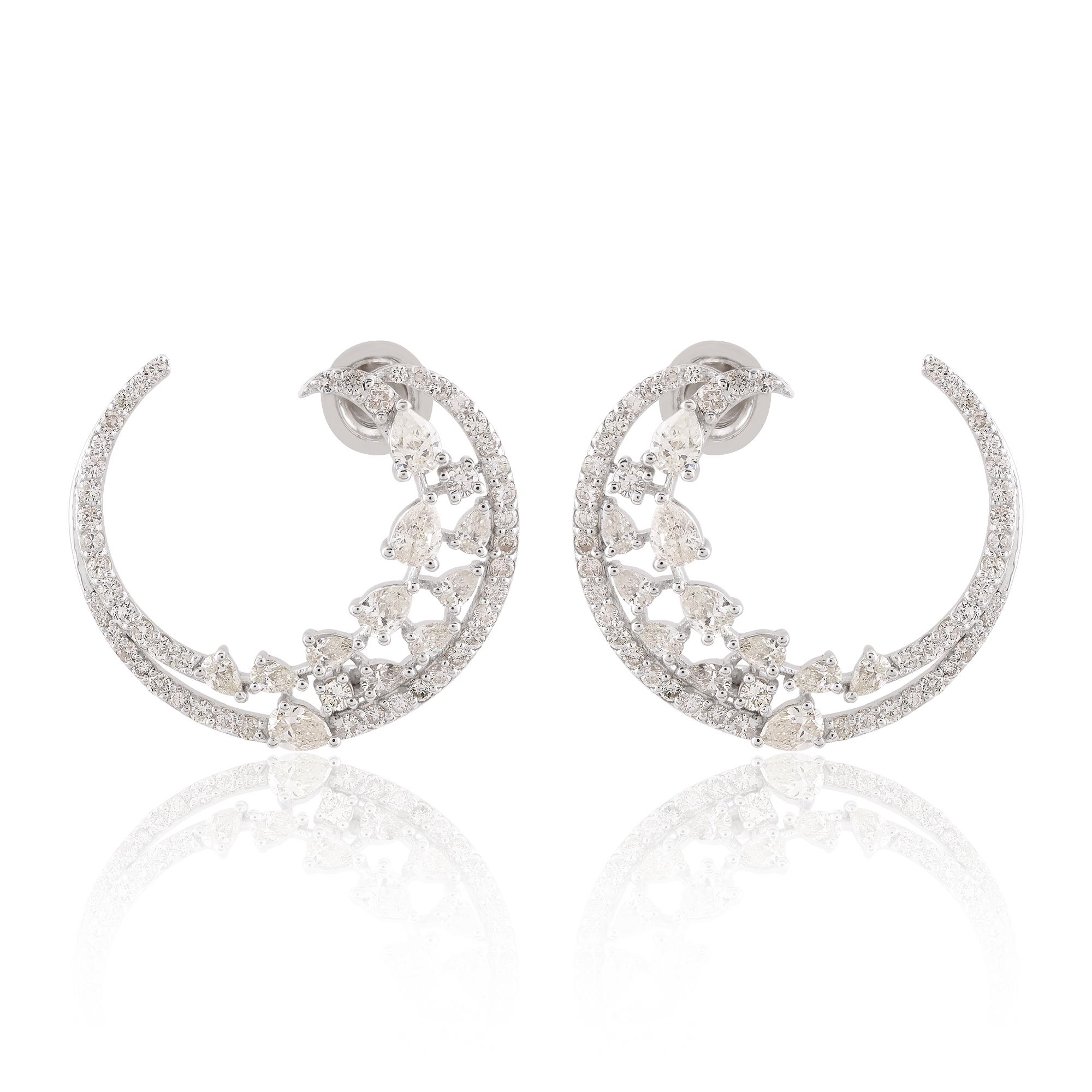 Moderne Boucles d'oreilles en or blanc 14k avec diamant naturel SI Clarity HI Color Crescent Moon Hoop Ears en vente