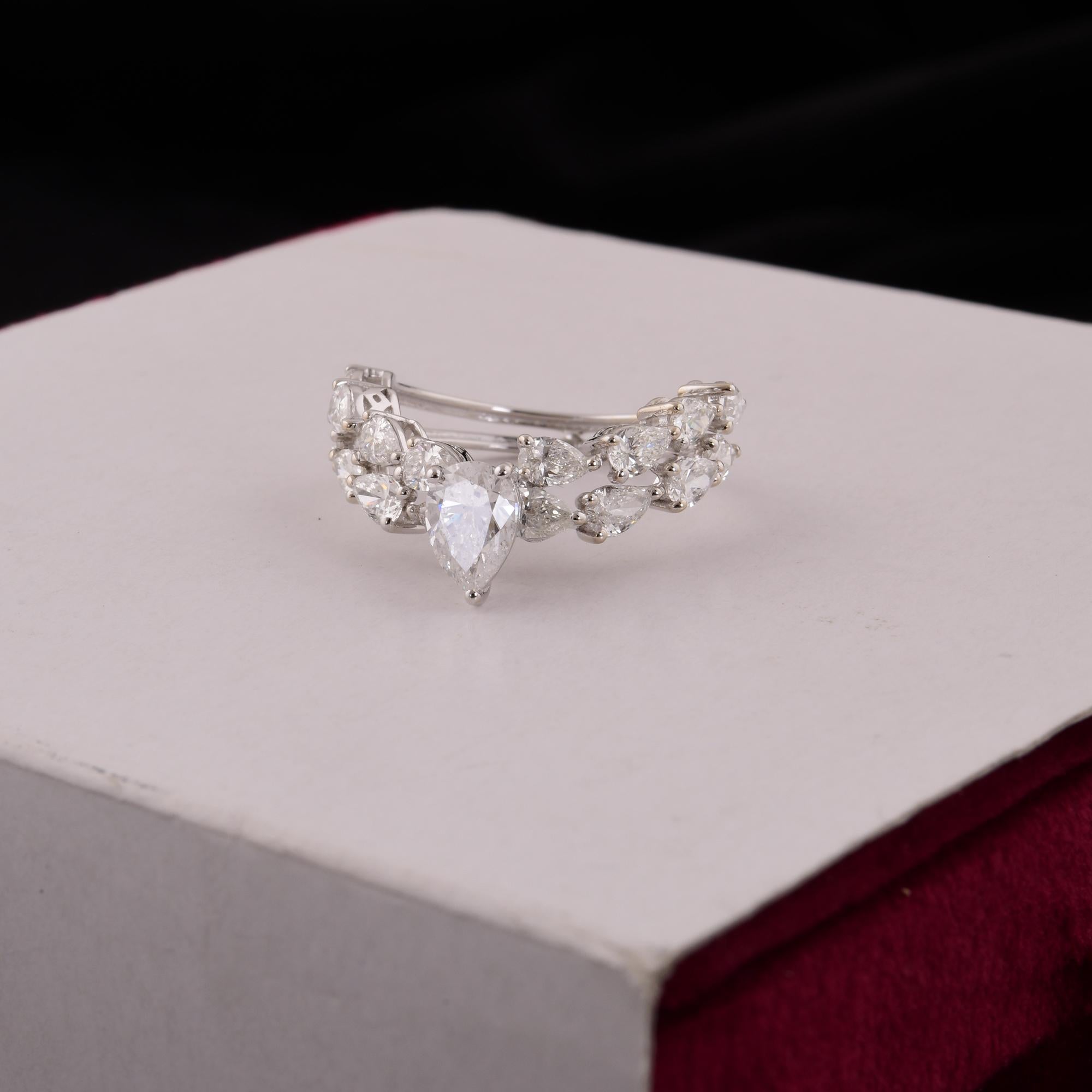 Pear Cut Natural SI Clarity HI Color Pear Diamond Chevron Fine Ring 14 Karat White Gold For Sale