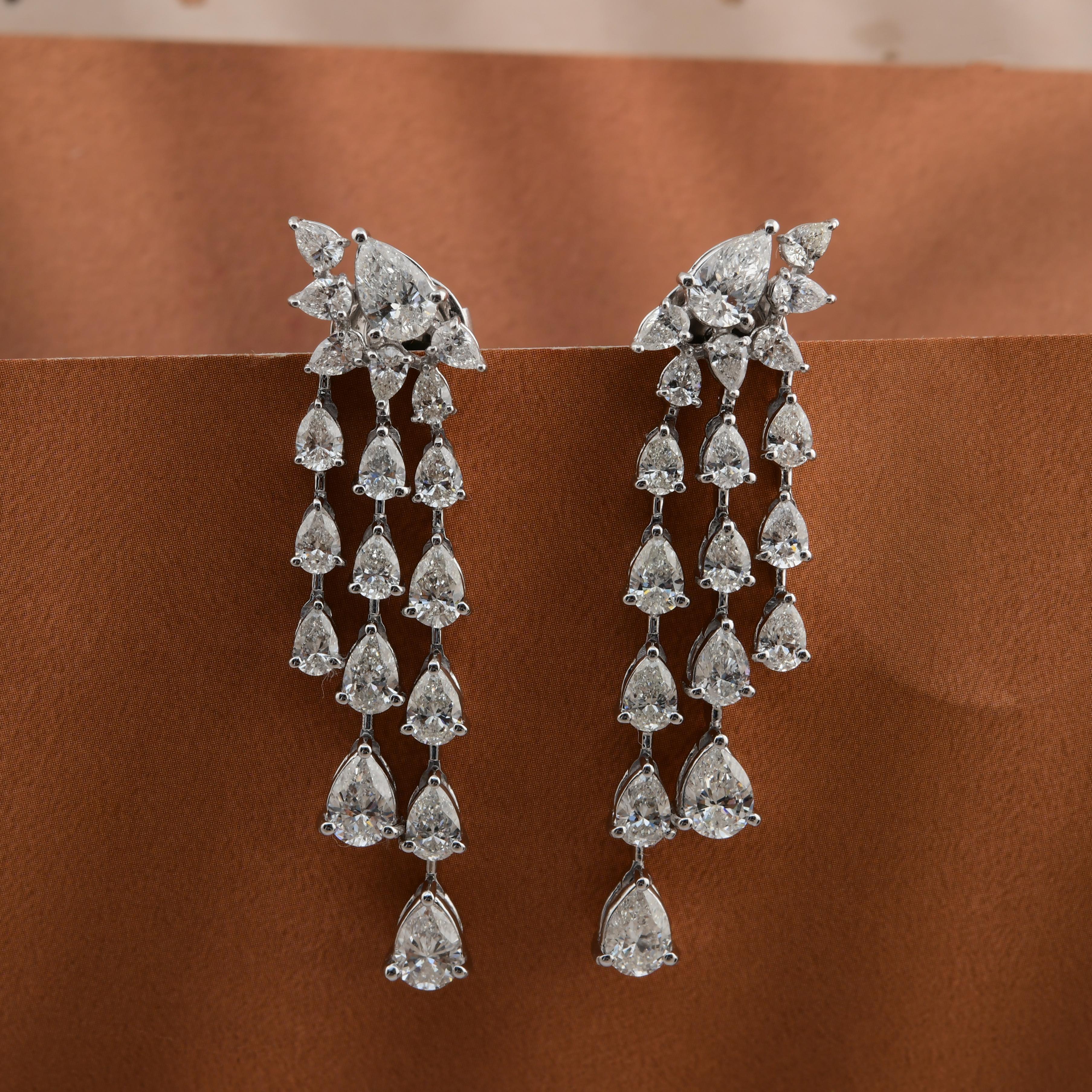 Orecchini a pendente con diamante naturale SI/H in oro bianco 14k Regalo di fidanzamento In condizioni Nuovo in vendita a Diera, Dubai