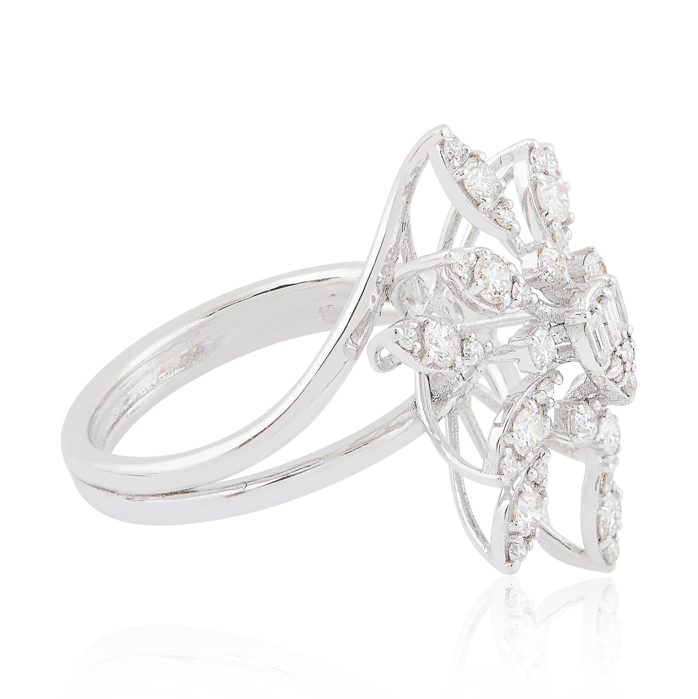 En venta: Anillo floral de oro blanco de 14 quilates con pavé de diamantes naturales SI/H Joyería fina  6