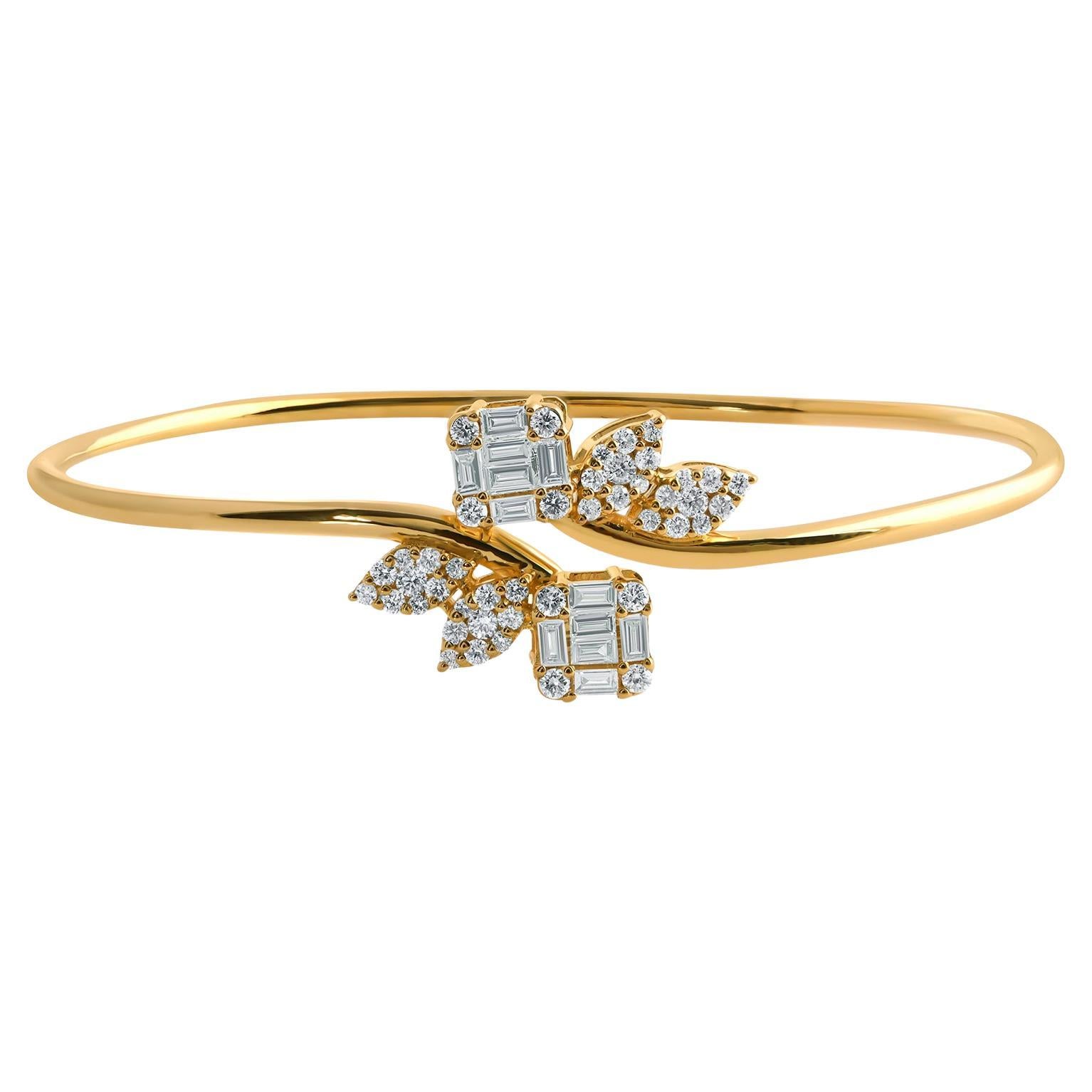 Bracelet manchette en or jaune 14 carats avec diamants baguettes naturels SI/HI en vente