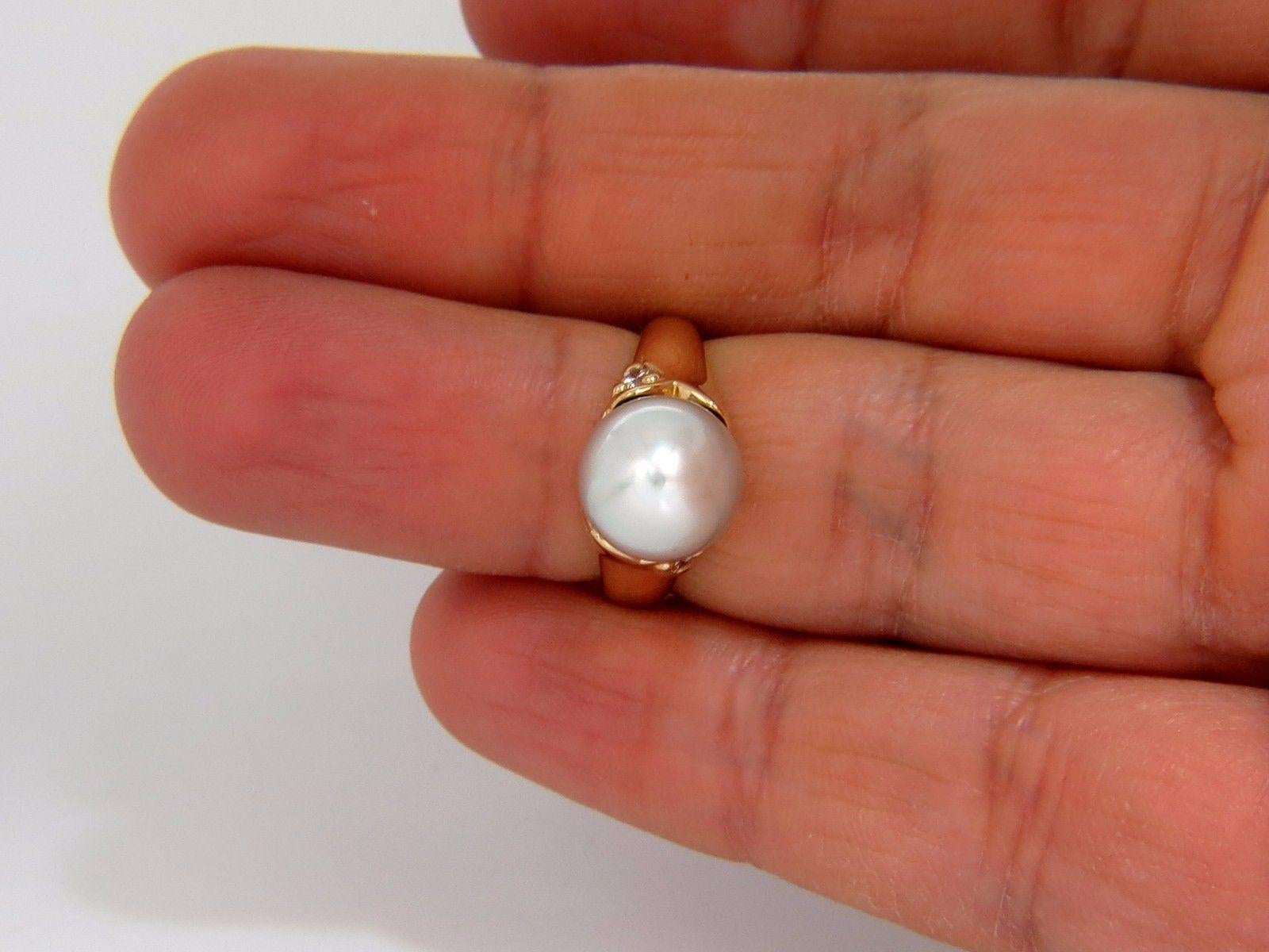 Natural Silver Tahitian Pearl Diamonds Ring 14 Karat Egg Shaped 2