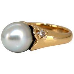 Natural Silver Tahitian Pearl Diamonds Ring 14 Karat Egg Shaped