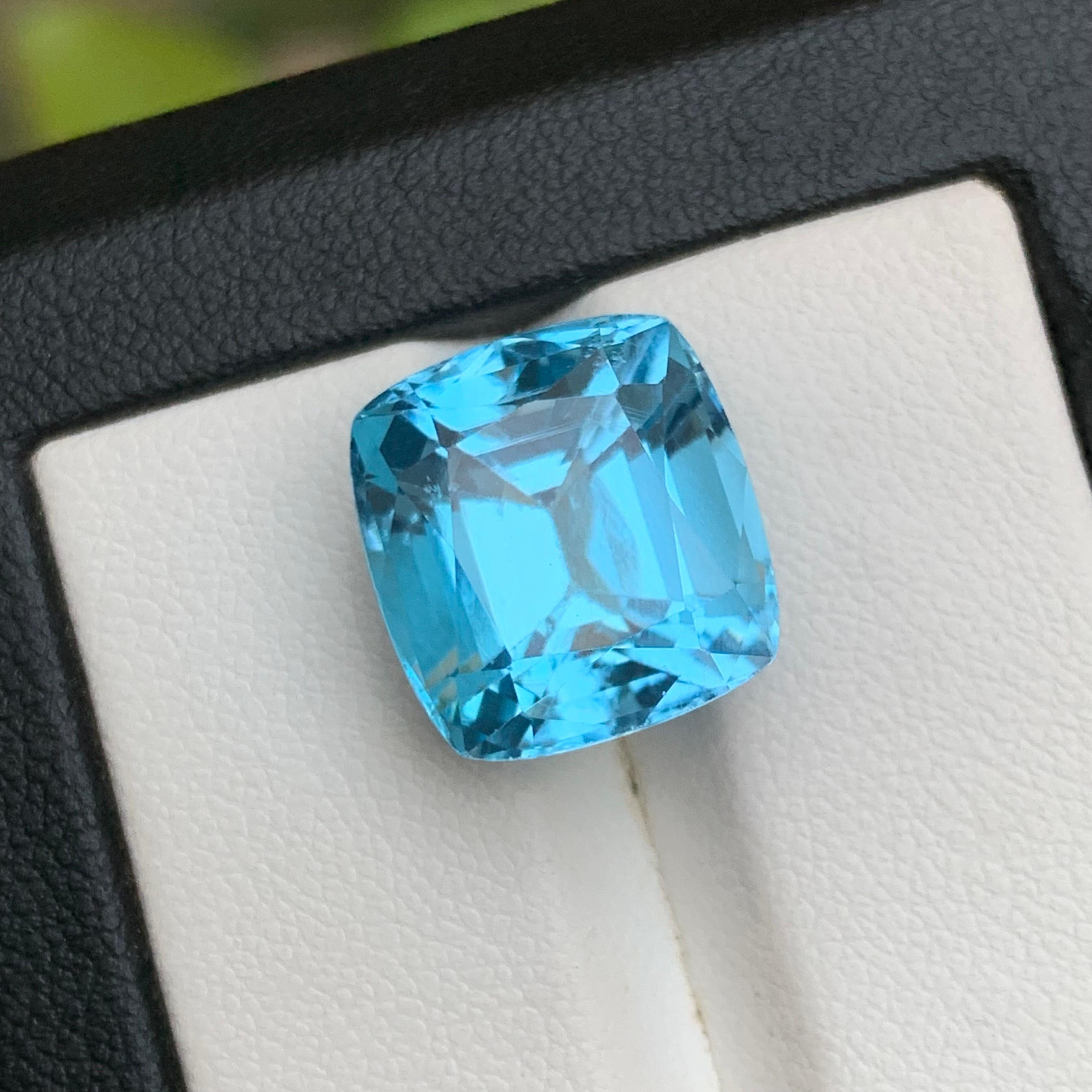 Taille coussin Nature Sky Blue Swiss Topaz 15.13Ct Cushion Cut Loose Gemstone for Ring-Pendant en vente