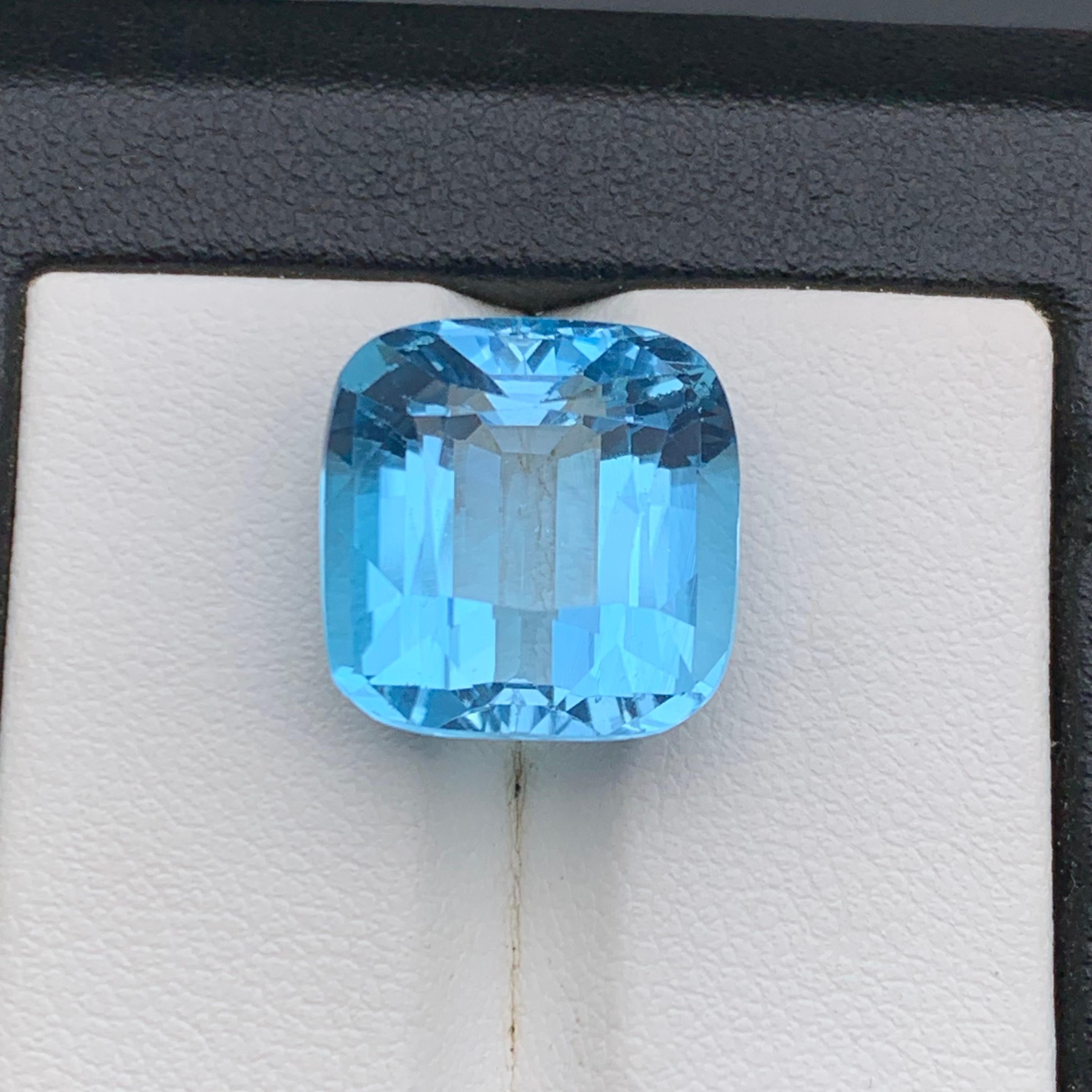 Nature Sky Blue Swiss Topaz 17.34Ct Cushion Cut Loose Gemstone for Ring-Pendant Unisexe en vente