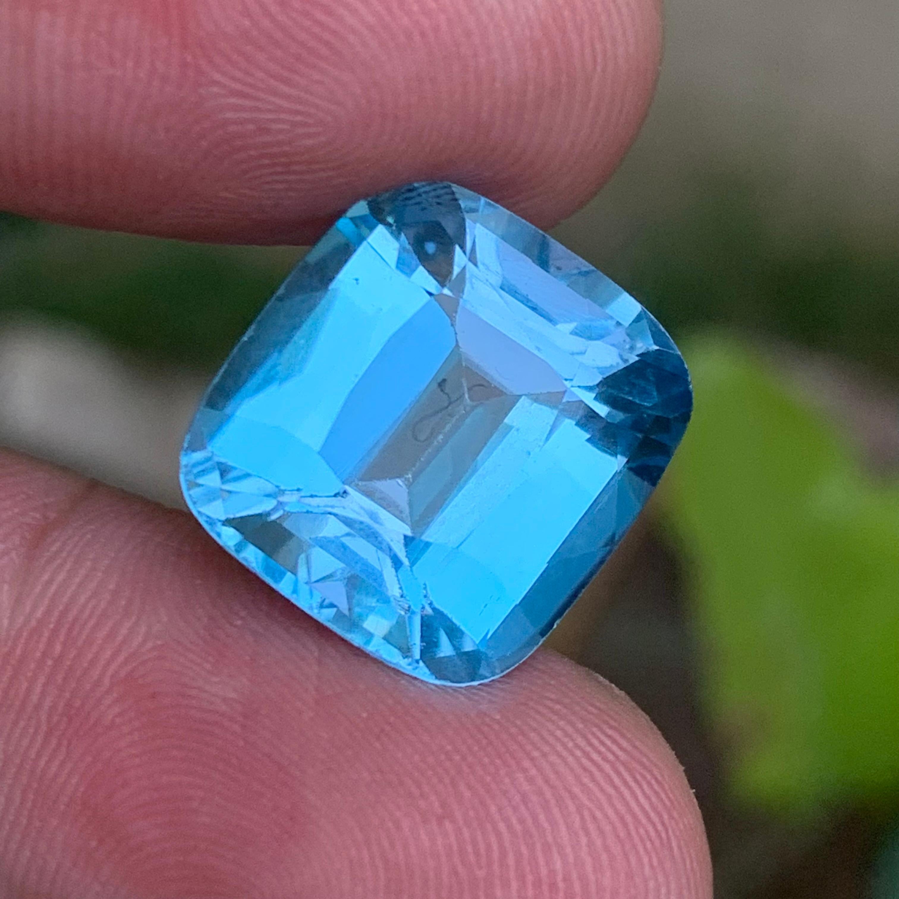 Topazio svizzero azzurro naturale da 19,55 carati con taglio a cuscino per anello-pendente in vendita 5