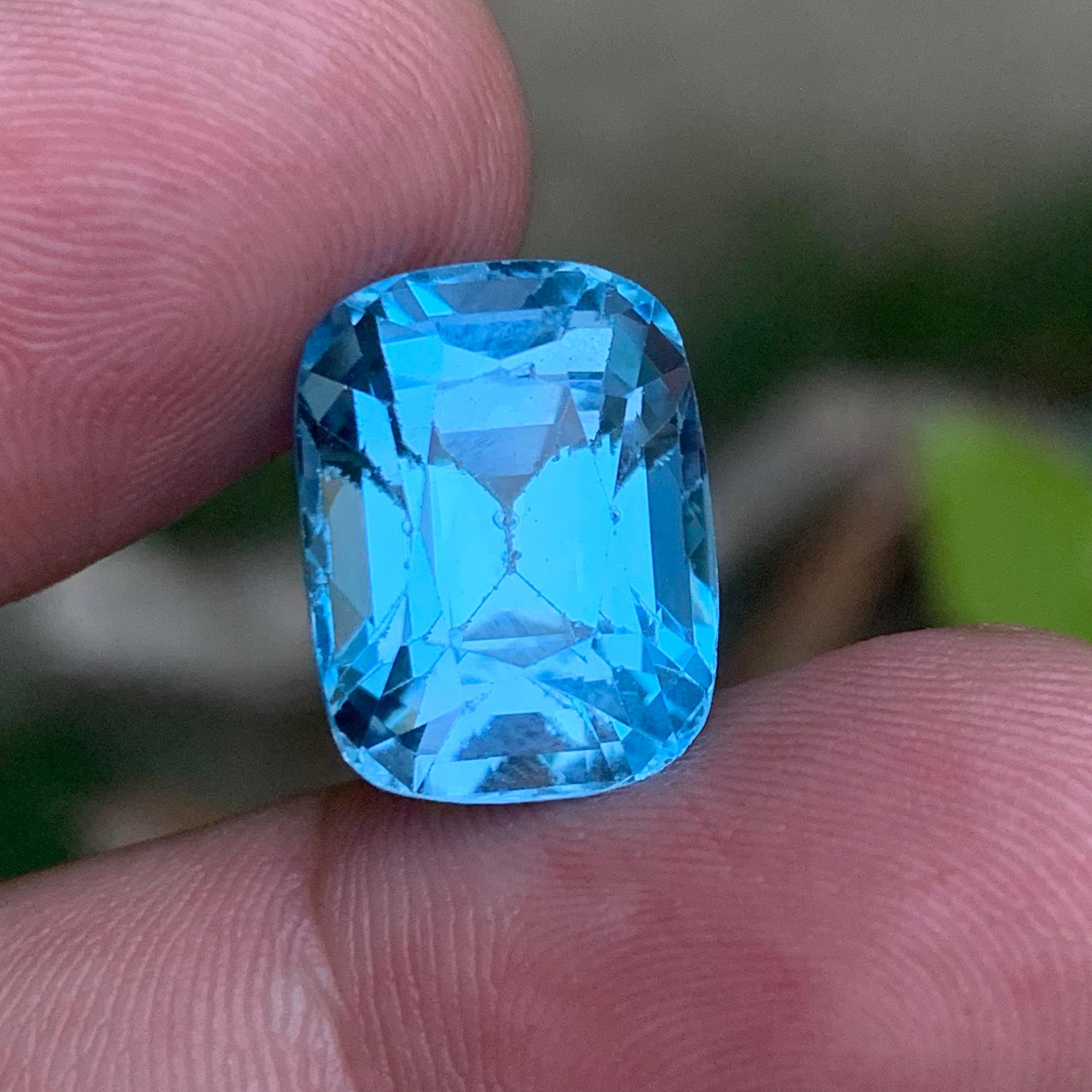 Taille coussin Nature Sky Blue Swiss Topaz 19.86Ct Cushion Cut Loose Gemstone for Ring-Pendant en vente