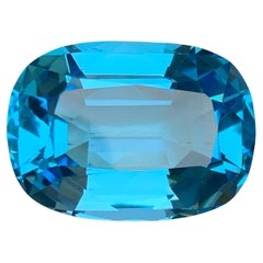 Natürlicher himmelblauer Schweizer Topas 42 Ct Oval Cushion Cut Loser Edelstein für Anhänger
