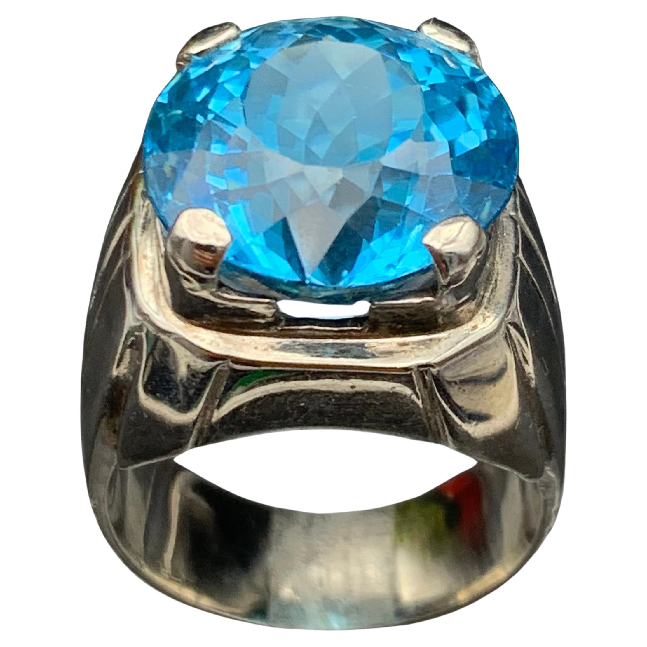 Bague cocktail en argent 925 avec topaze suisse naturelle bleu ciel, faite à la main en vente