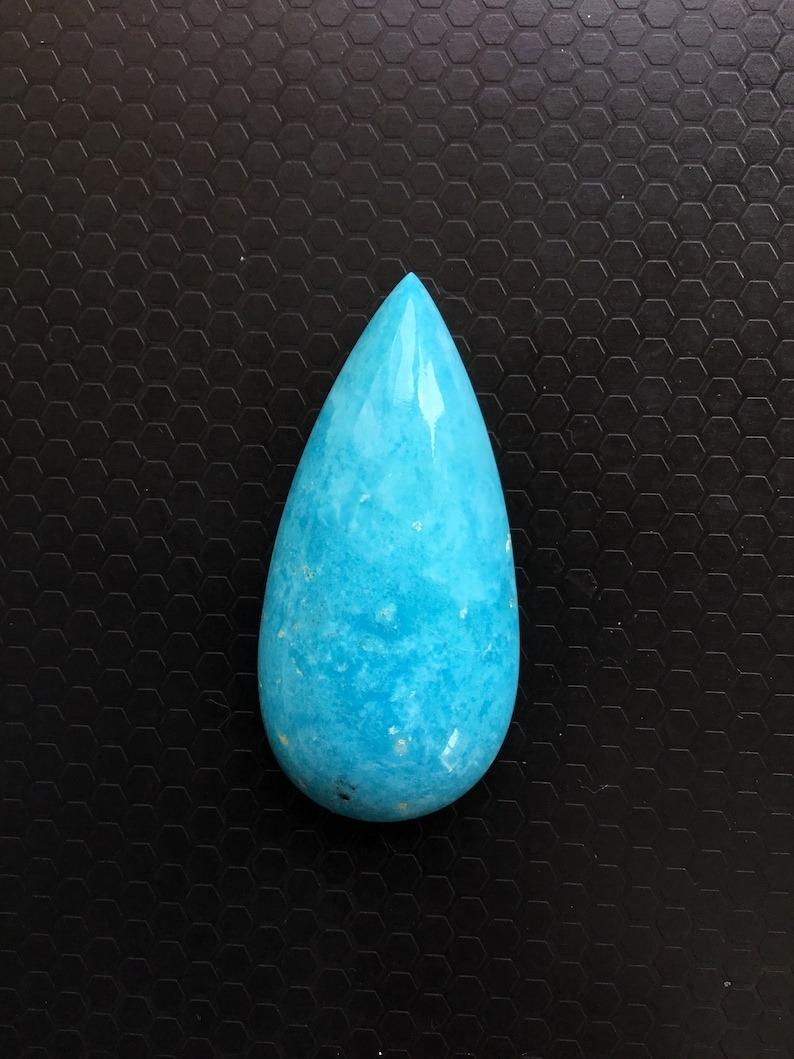 Türkis-Cabochons „Natural Sleeping Beauty“ aus Arizona, Großer Edelstein (Art déco)