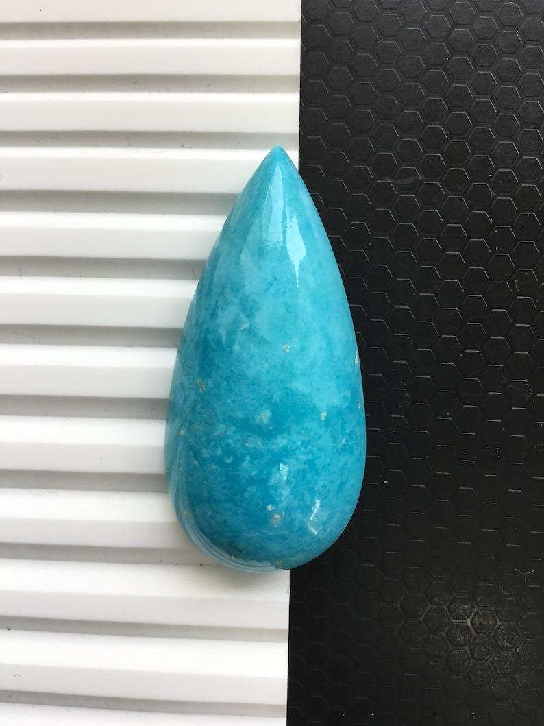 Türkis-Cabochons „Natural Sleeping Beauty“ aus Arizona, Großer Edelstein 2