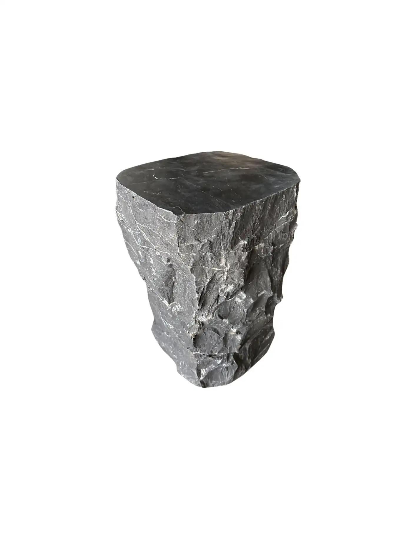 Hand-Crafted Natural Solid Marble Side Table with Chiselled Finish and Smooth Top For Sale