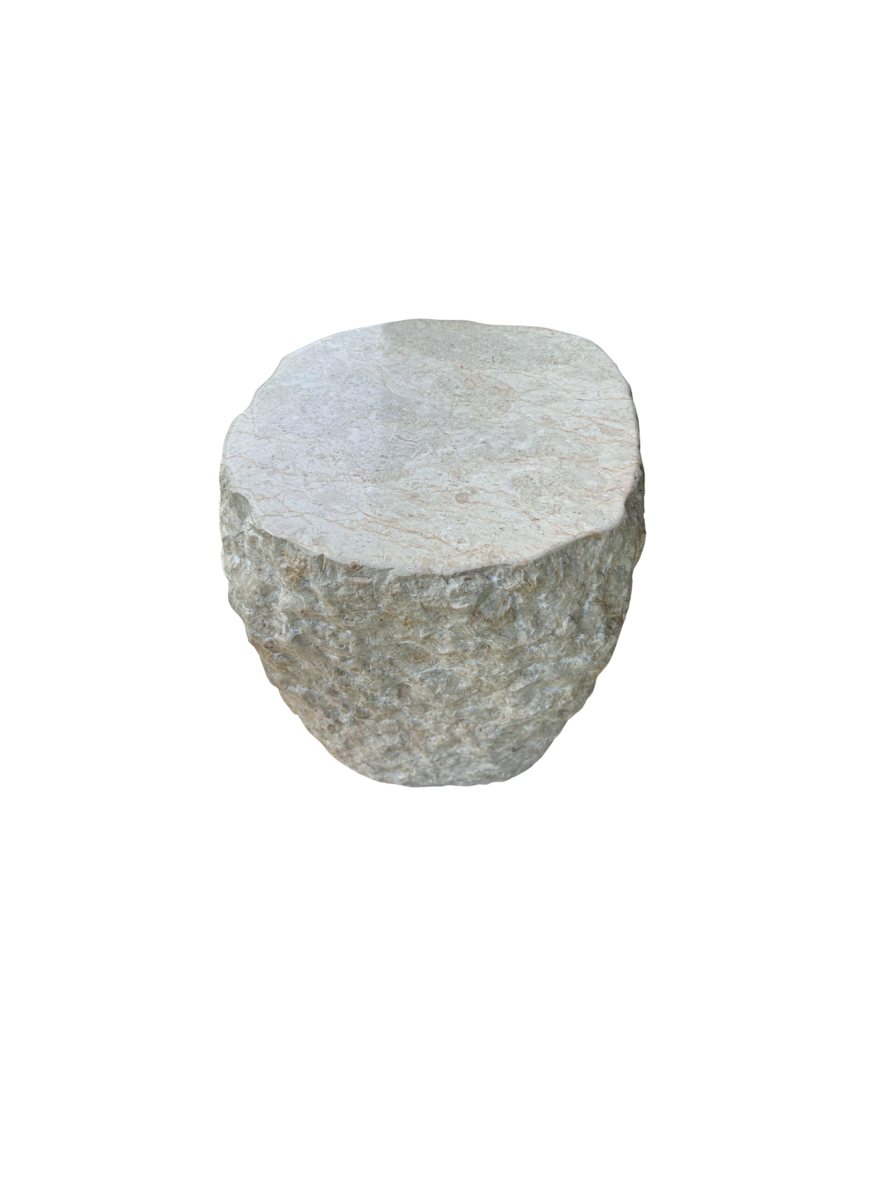 Contemporary Natural Solid Marble Side Table with Chiselled Finish and Smooth Top For Sale