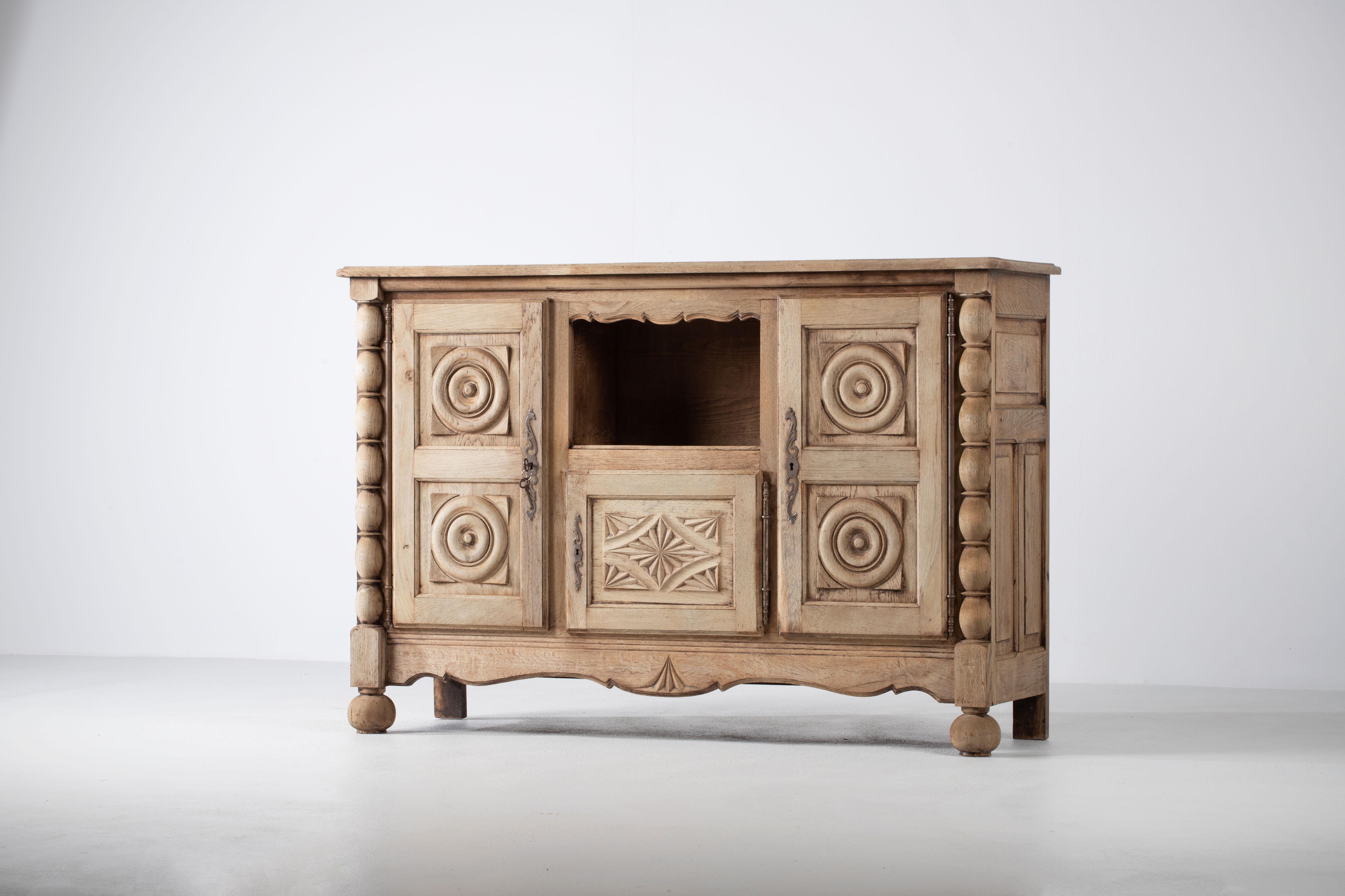 Mid-20th Century Natural  solid Oak Credenza, France, 1940s For Sale