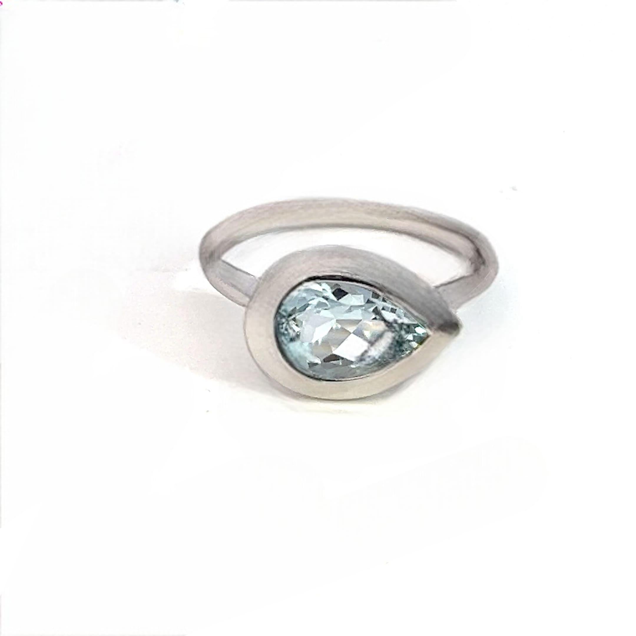 Natürlicher Solitär Aquamarin Ring Größe 6,5 14k W Gold 1,60 Karat zertifiziert Damen im Angebot