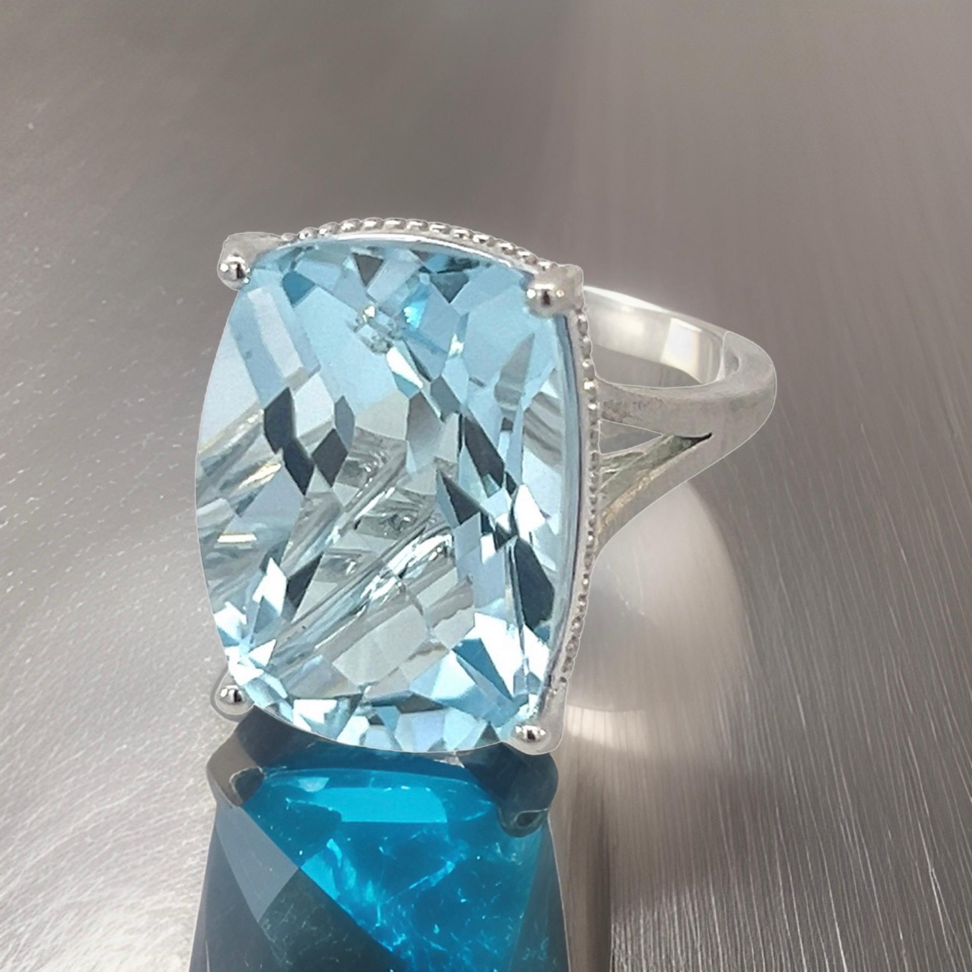 Natural Solitaire Blue Topaz Ring 6.5 14k W Gold 19.58 Cts Certified For Sale 10