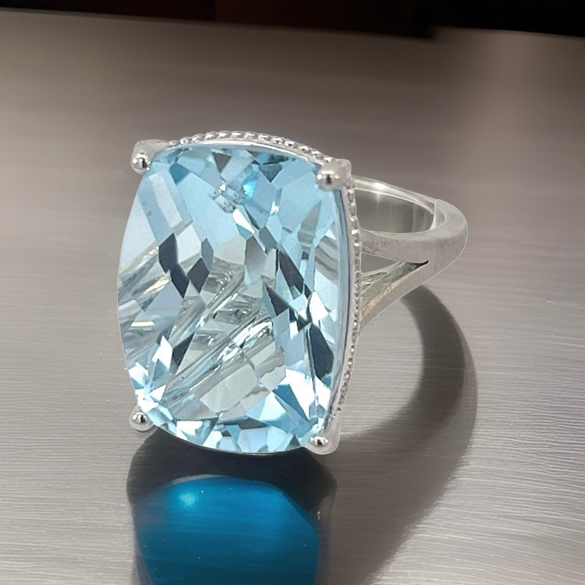 Natural Solitaire Blue Topaz Ring 6.5 14k W Gold 19.58 Cts Certified For Sale 2