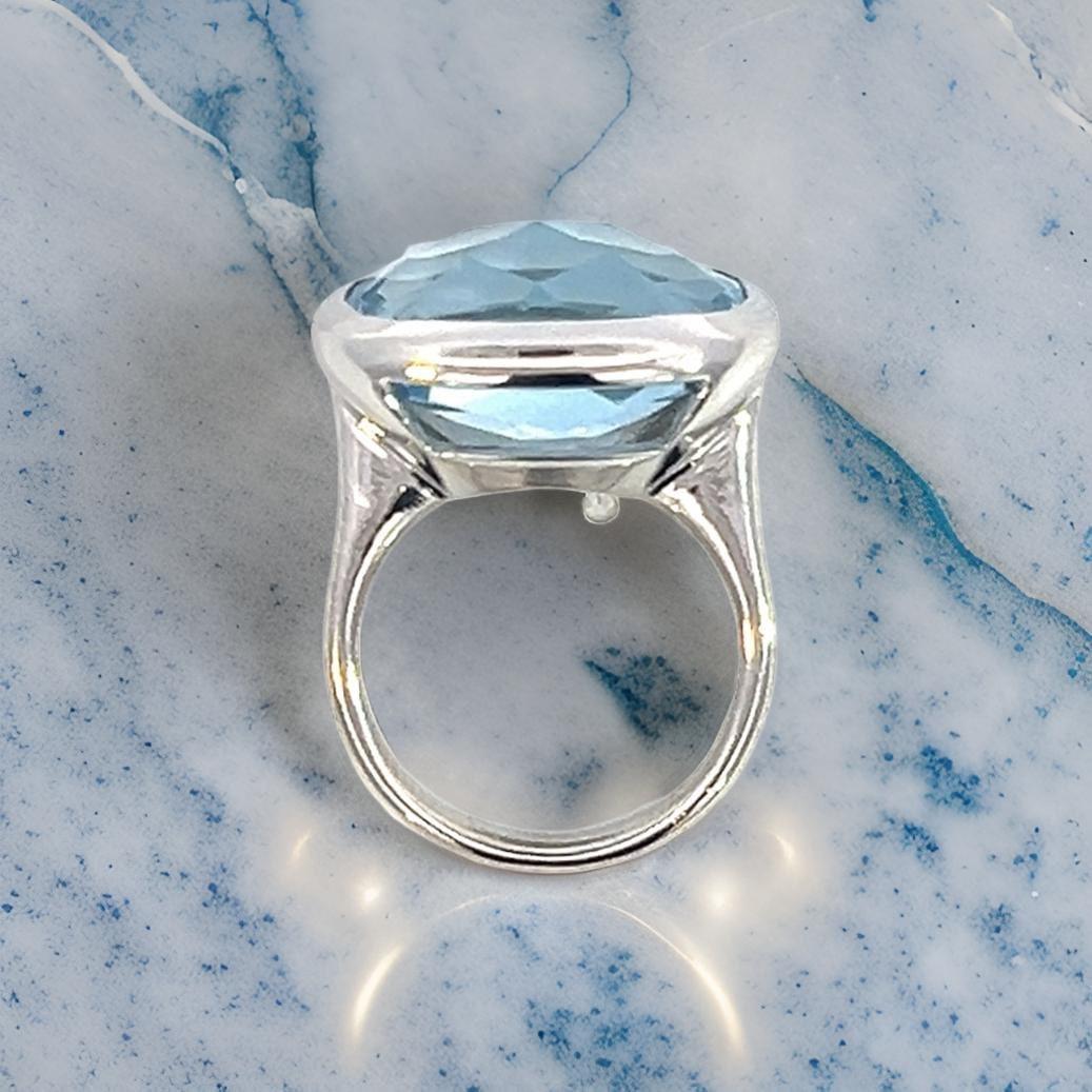 Anillo de Topacio Azul Solitario de Calidad Natural Finamente Facetado Tamaño 6.5 Oro de 14k W 17.35 Cts Certificado $2,975 401575

Se trata de una joya única, hecha a medida y con mucho glamour.

¡Nada dice más 