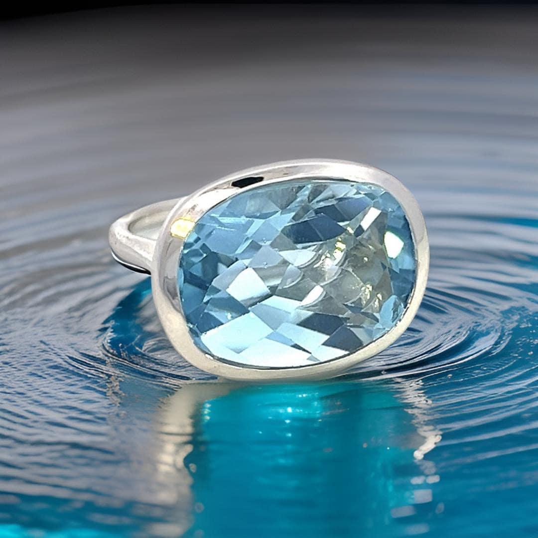 Anillo Solitario Natural Topacio Azul Talla 6.5 Oro de 14k W 17.35 Cts Certificado Corte mixto en venta