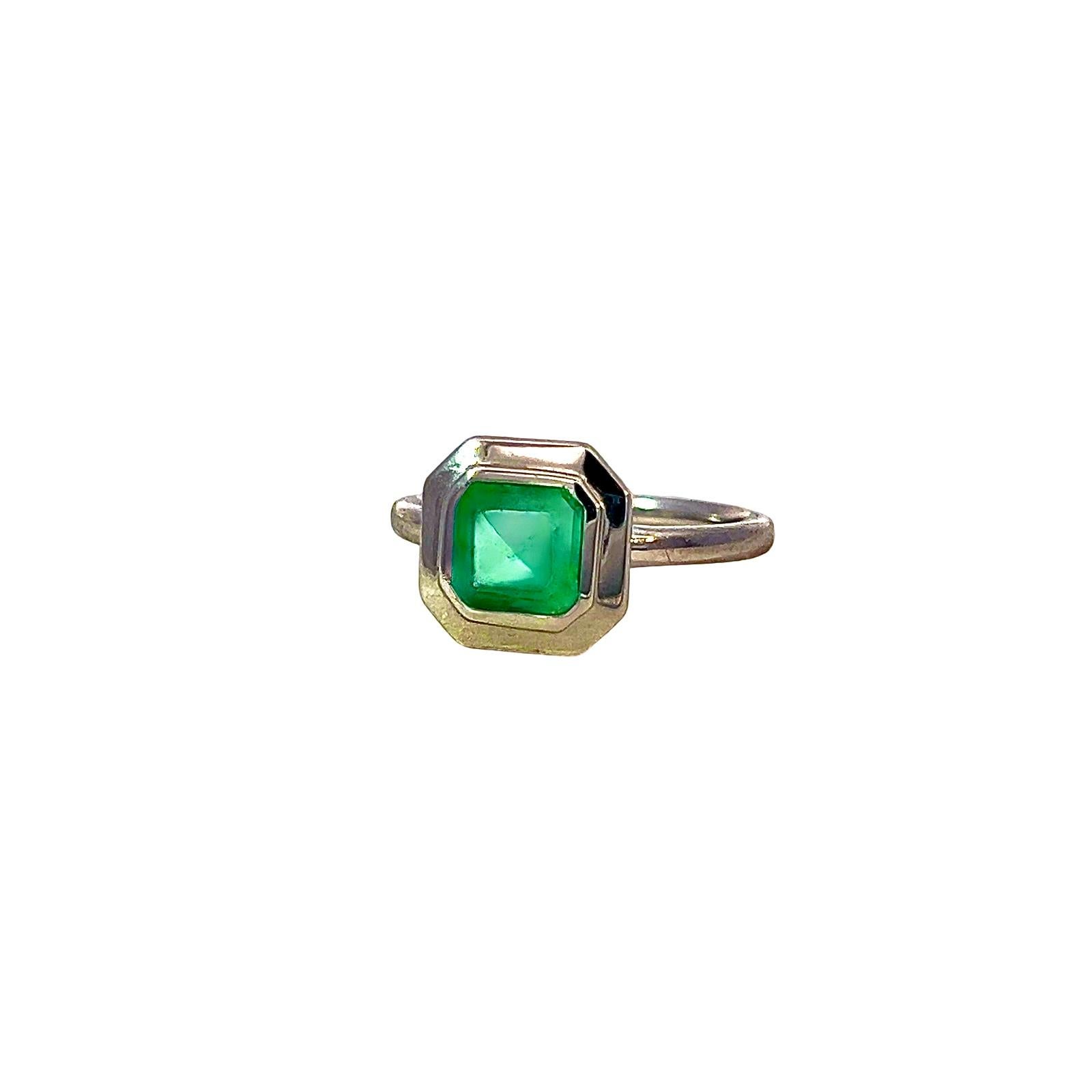 Natural Solitaire Colombian Emerald Ring 6.5 14k W Gold 1.35 Cts Certified In New Condition For Sale In Brooklyn, NY