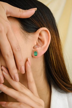 Natural Solitaire Emerald 18k Solid Yellow Gold Stud Earrings Gift for Her
