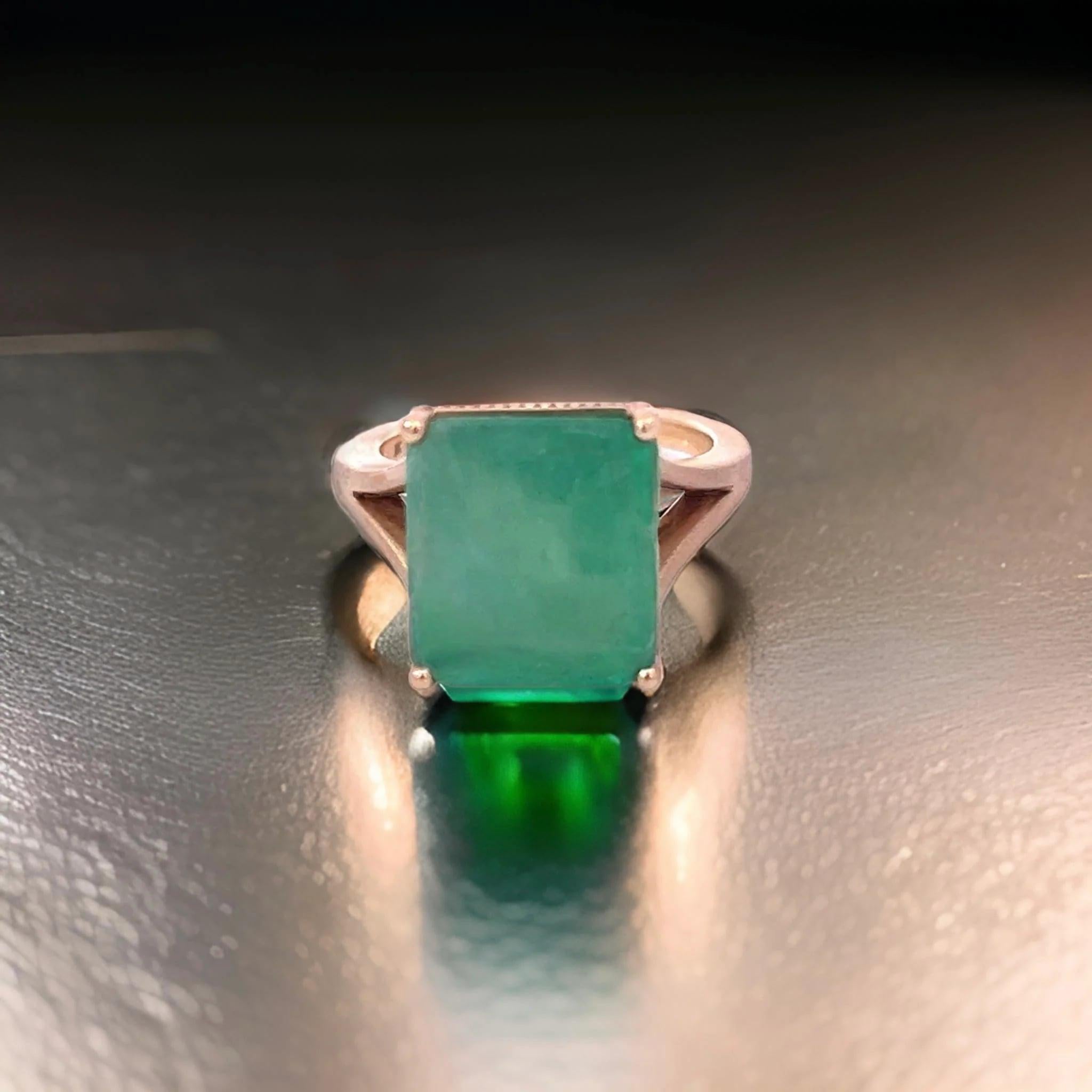 Nature Solitaire Emerald Ring 6.5 14k Yellow Gold 6.62 TCW Certified Neuf - En vente à Brooklyn, NY