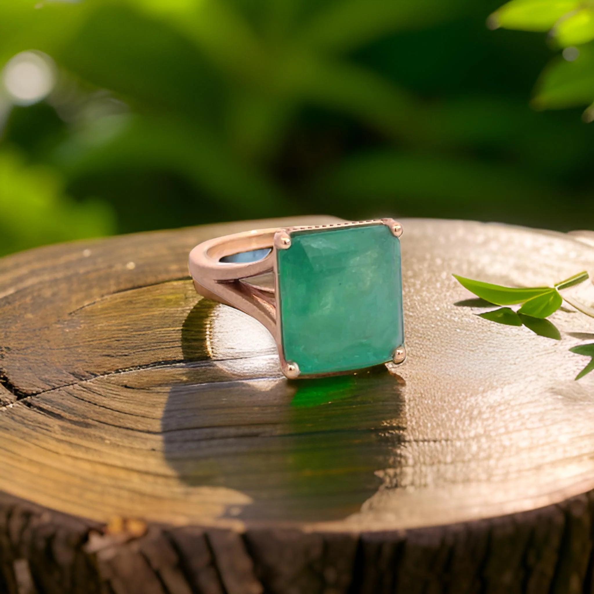 Nature Solitaire Emerald Ring 6.5 14k Yellow Gold 6.62 TCW Certified Pour femmes en vente