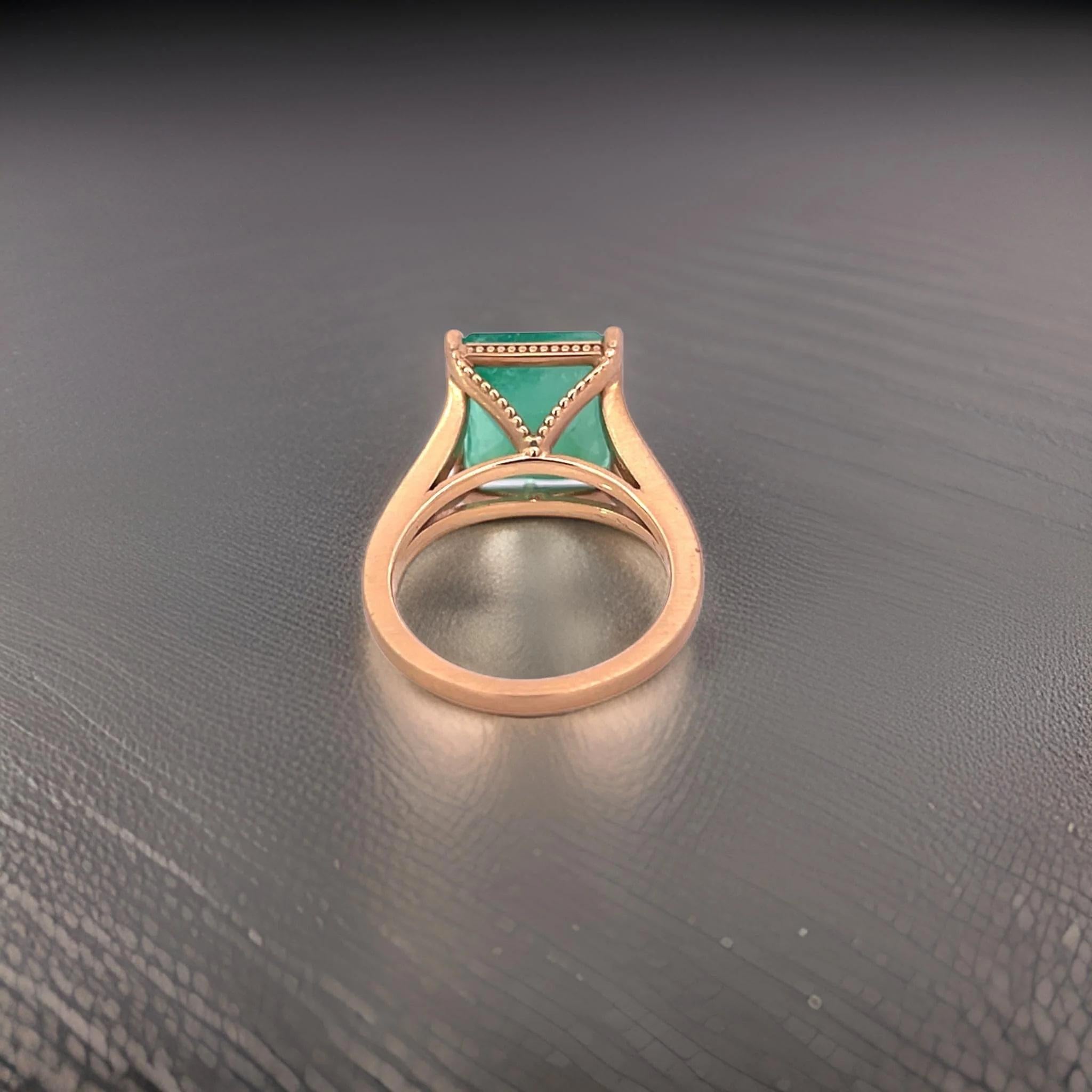 Nature Solitaire Emerald Ring 6.5 14k Yellow Gold 6.62 TCW Certified en vente 1