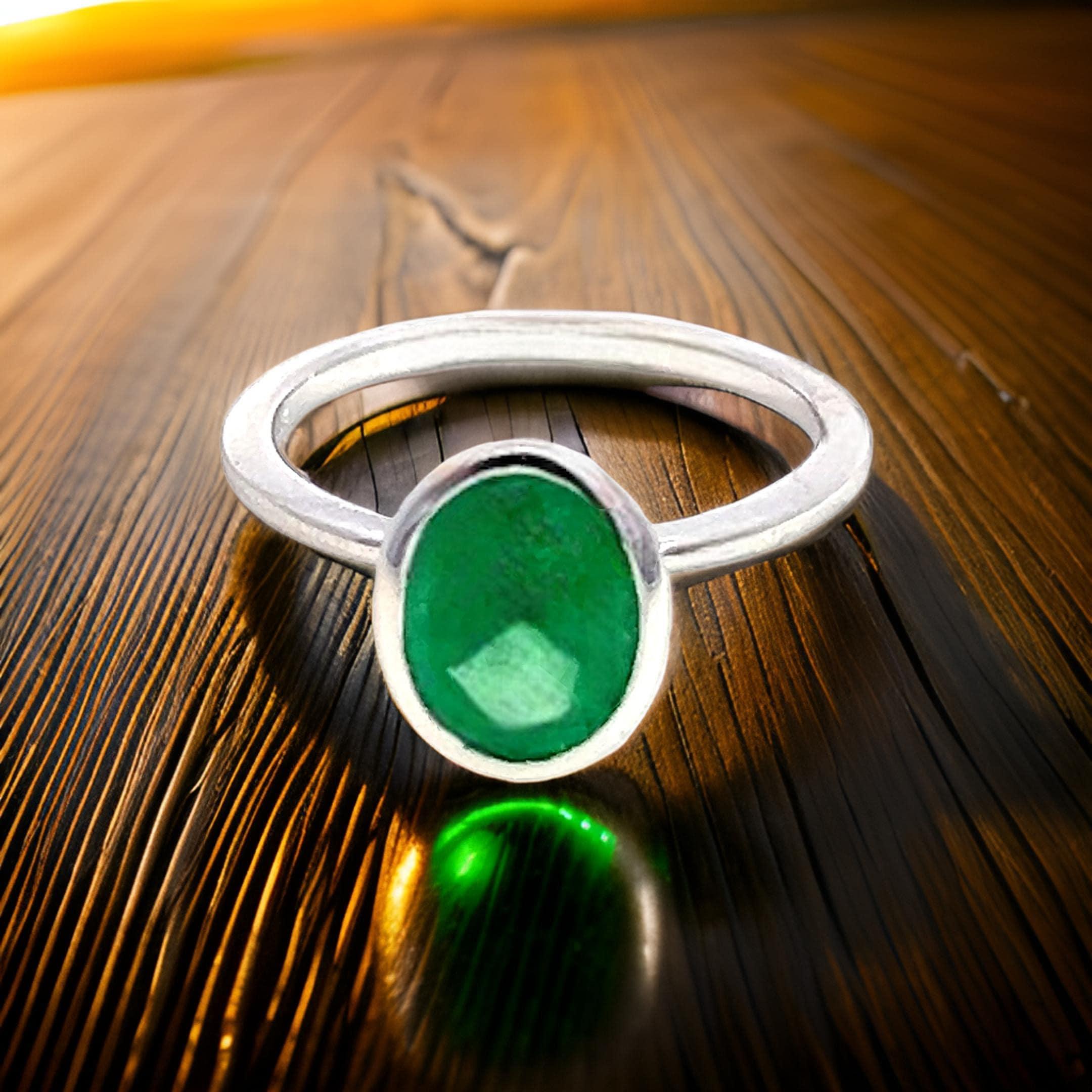 Natürlicher Solitär Smaragd Ring Größe 6,5 14k Weißgold 2,5 Karat zertifiziert im Zustand „Neu“ im Angebot in Brooklyn, NY