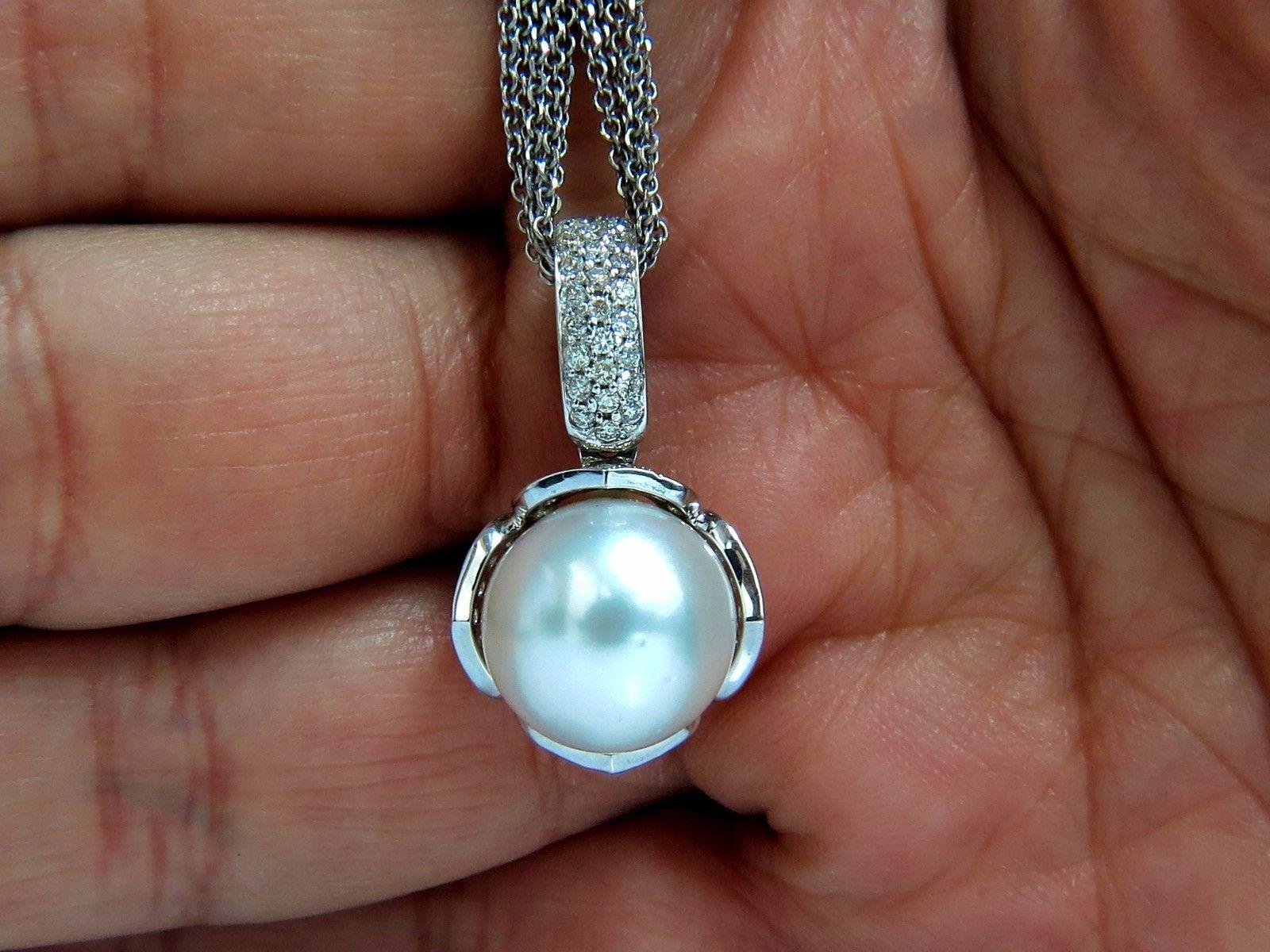 Round Cut Natural South Sea Pearl .50 Carat Diamonds Necklace Tulip 14 Karat