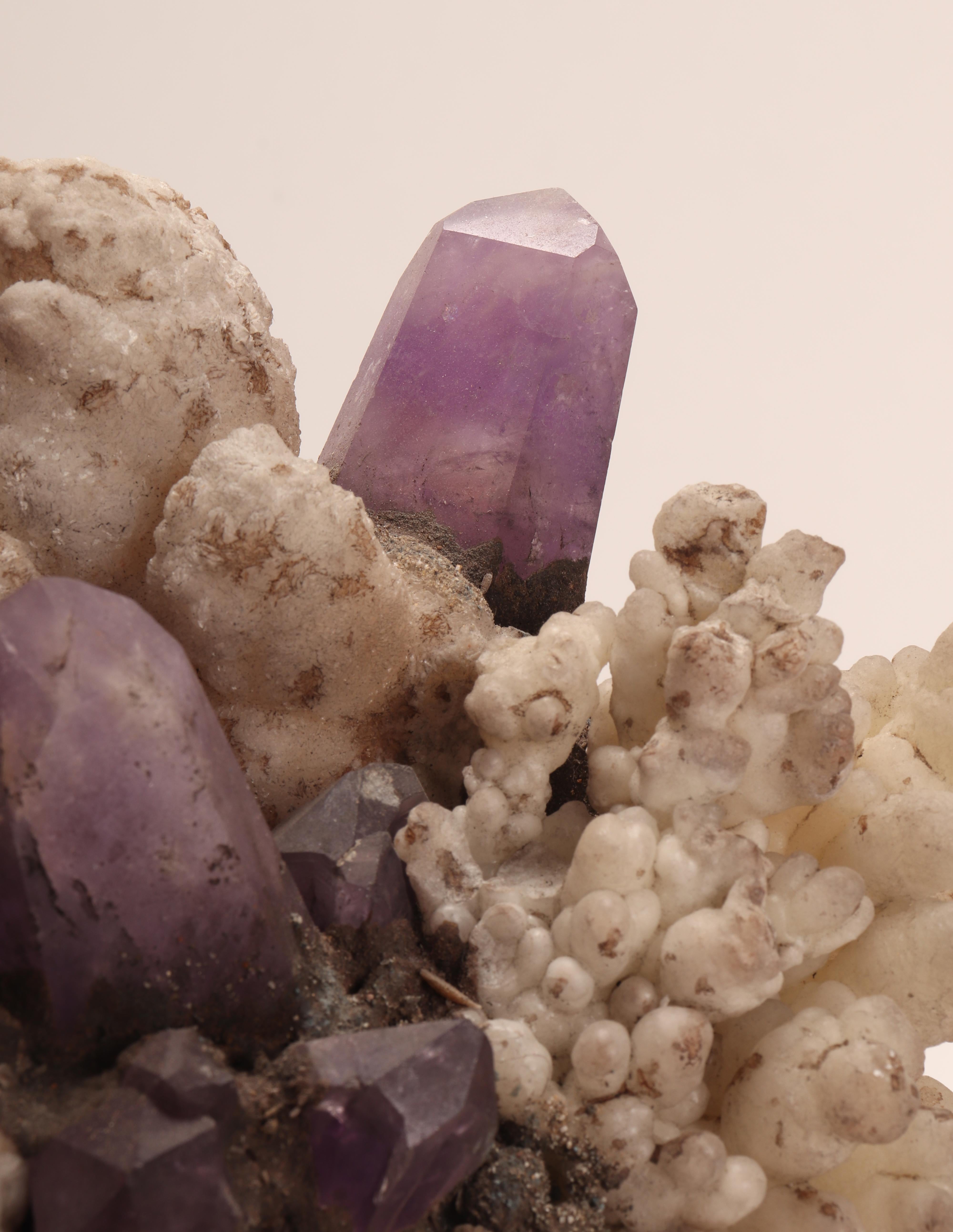Late 19th Century Natural Specimen Amethyst and Calcite Flowers Crystals, Italy, 1880 For Sale