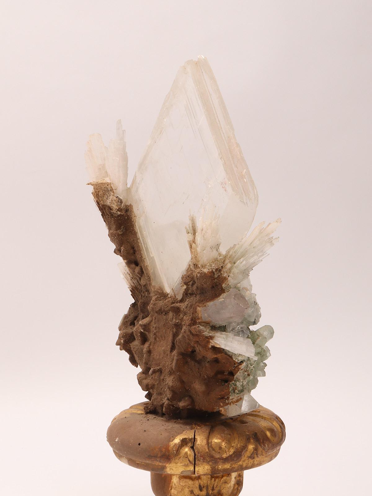 Natural Specimen: Apophilite, Quartz and Calcite Flowers Crystals, Italy, 1880 For Sale 2
