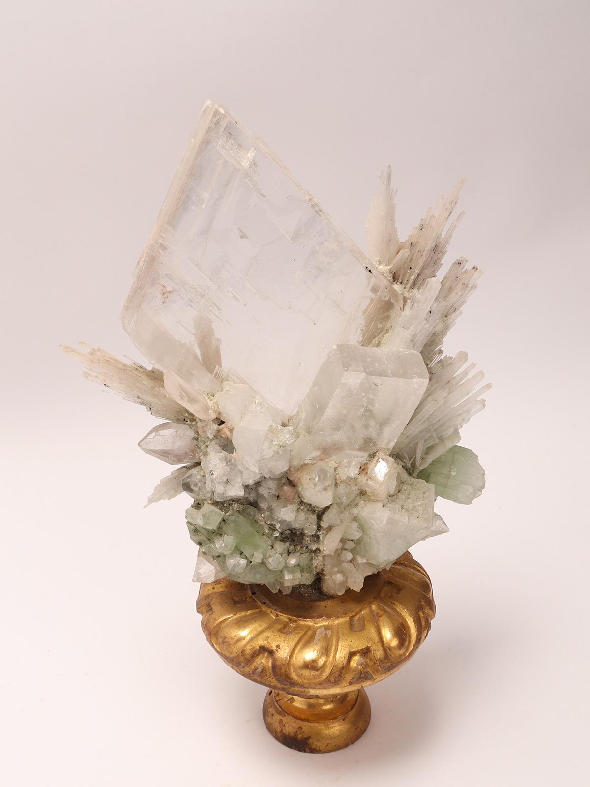Natural Specimen: Apophilite, Quartz and Calcite Flowers Crystals, Italy, 1880 For Sale 3