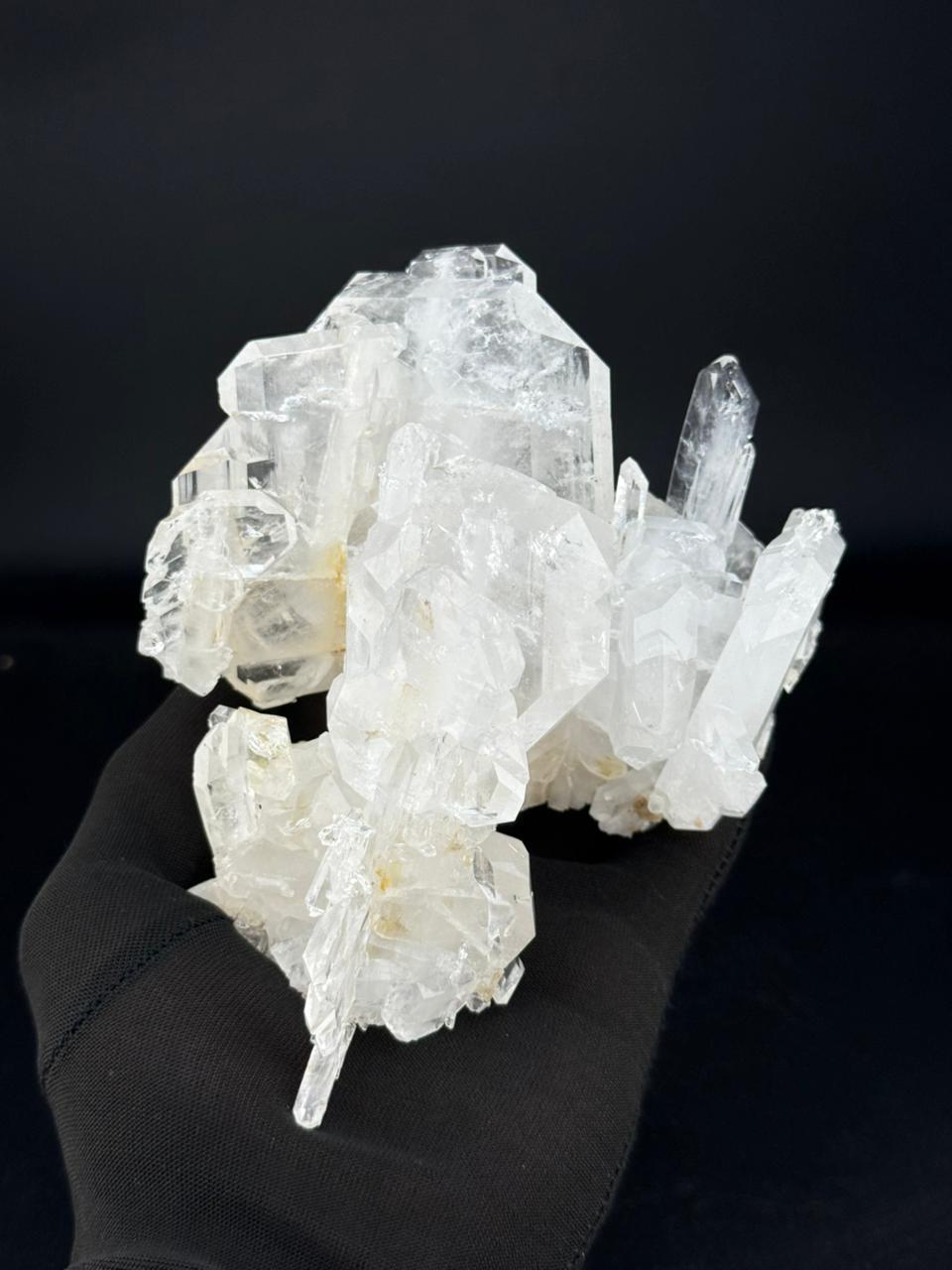 Specimen: Faden Quartz Crystal
Weight: 561 grams
Dimension: H: 14.5 x W: 10.5 x D: 8 cm
Origin: Baluchistan Province, Pakistan
Treatment: None




Faden Quartz is a variety of Quartz forming more elongated to tabular crystals with a fade cord inside
